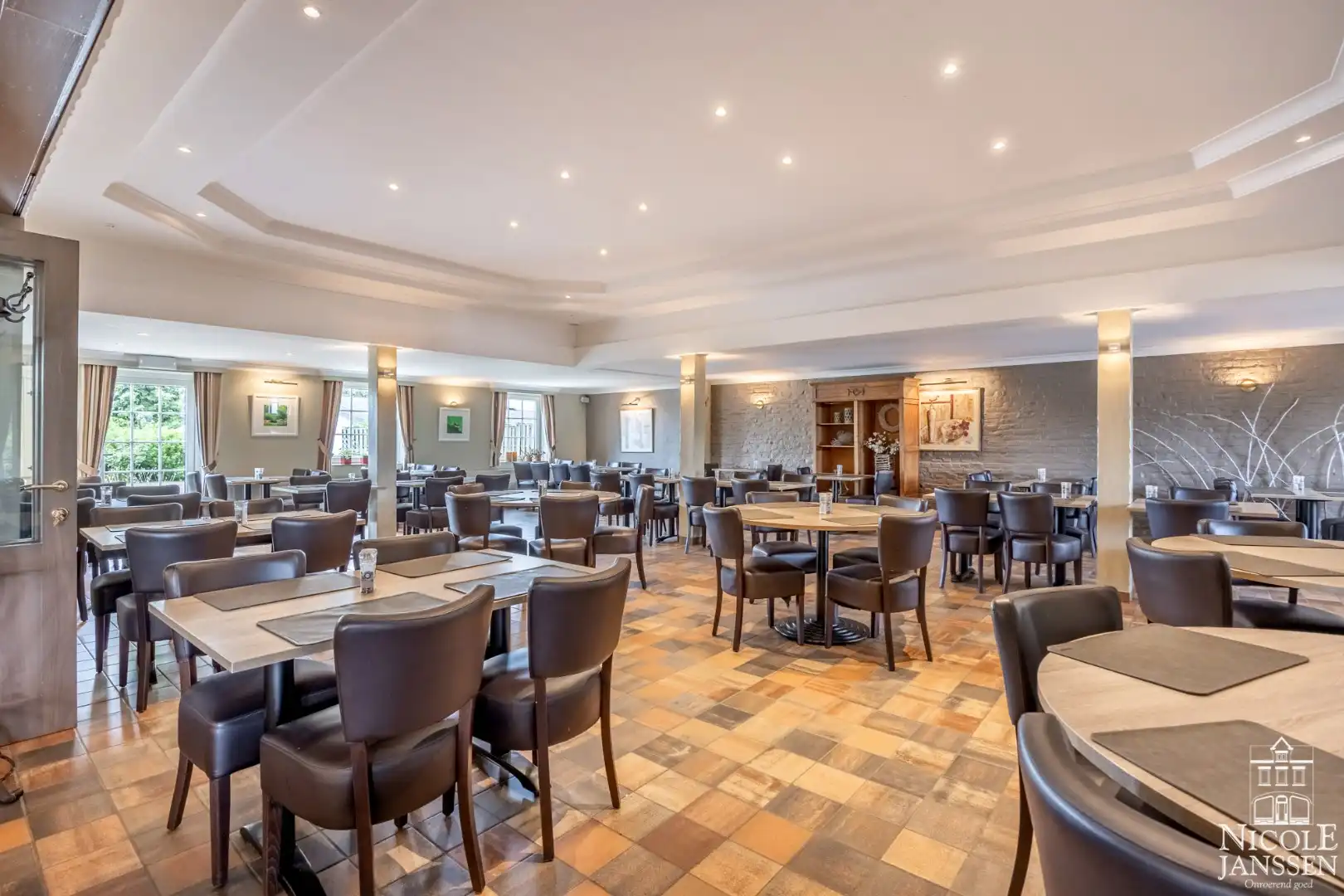 Uniek pand op unieke locatie! foto 5