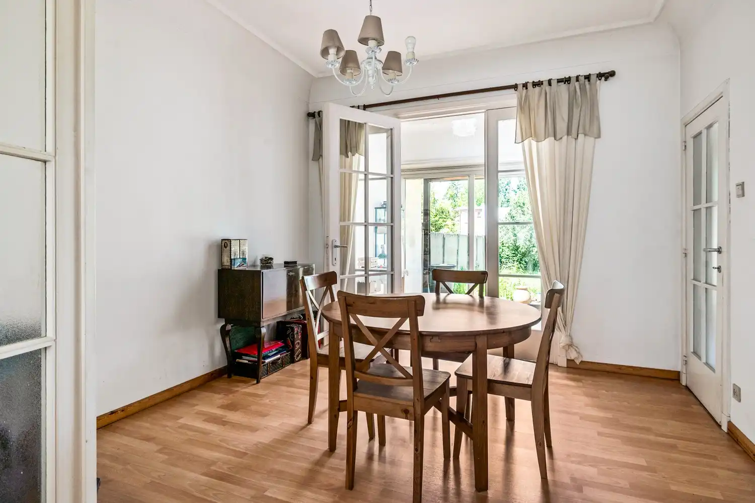 Op te frissen woning op TOP locatie nabij Boelaerpark foto 9