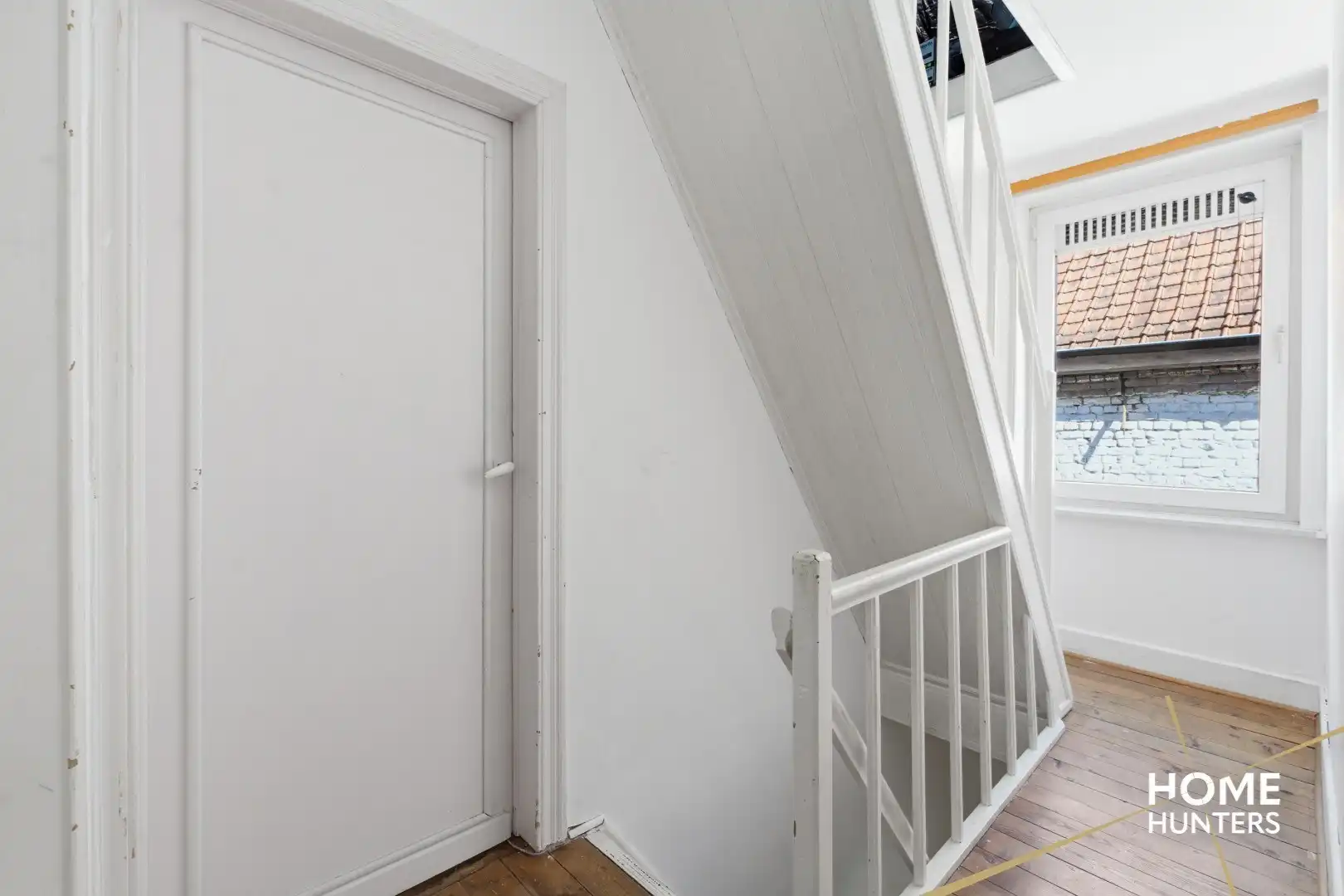 Ruime halfopen bebouwing met 4 slaapkamers in het hart van Diksmuide! foto 9
