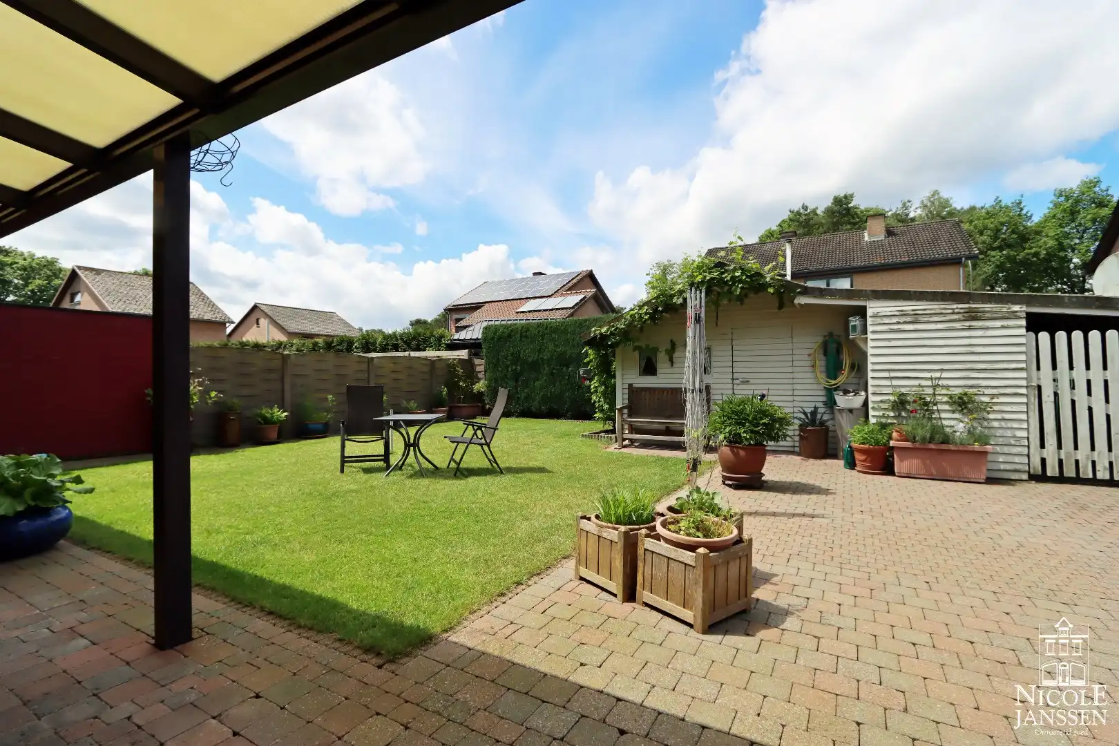 Energiezuinige instapklare woning met garage en tuin foto 21