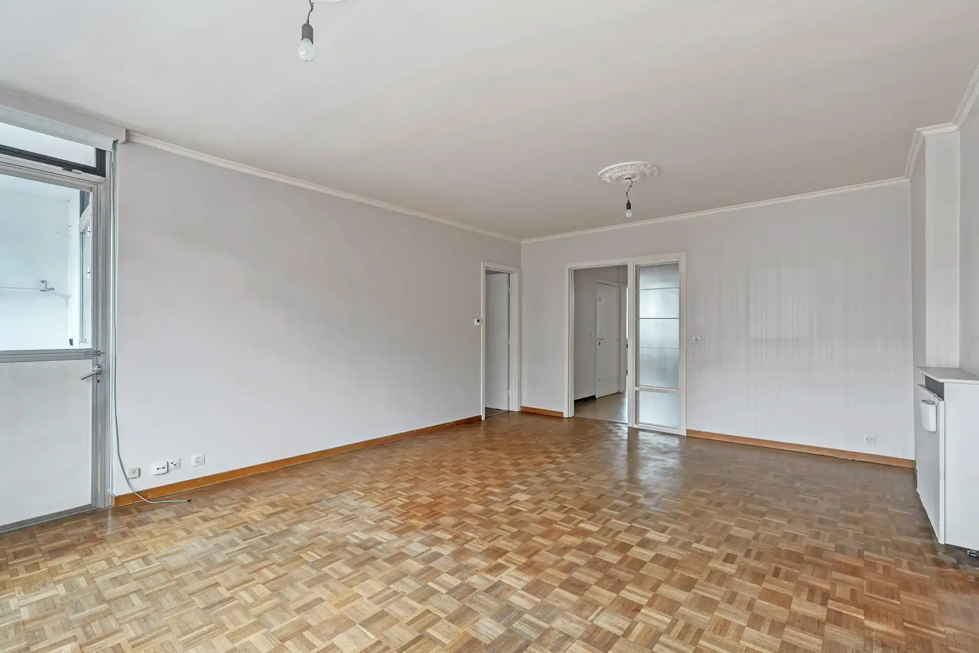 Tweeslaapkamer appartement met autostaanplaats foto 9