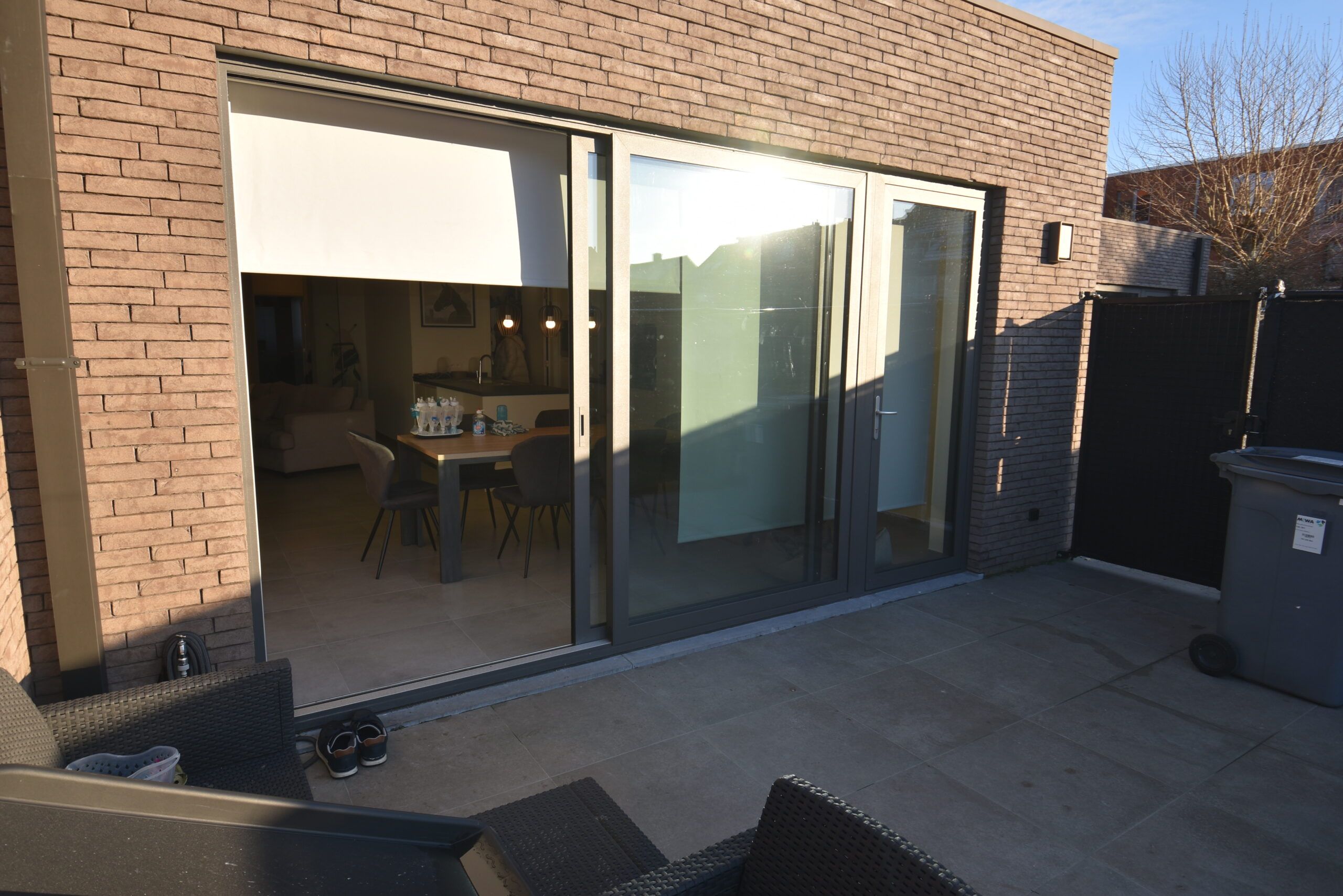 Gelijkvloers appartement (2 slpks) met garage en tuin in Nieuwkerken-Waas foto 11