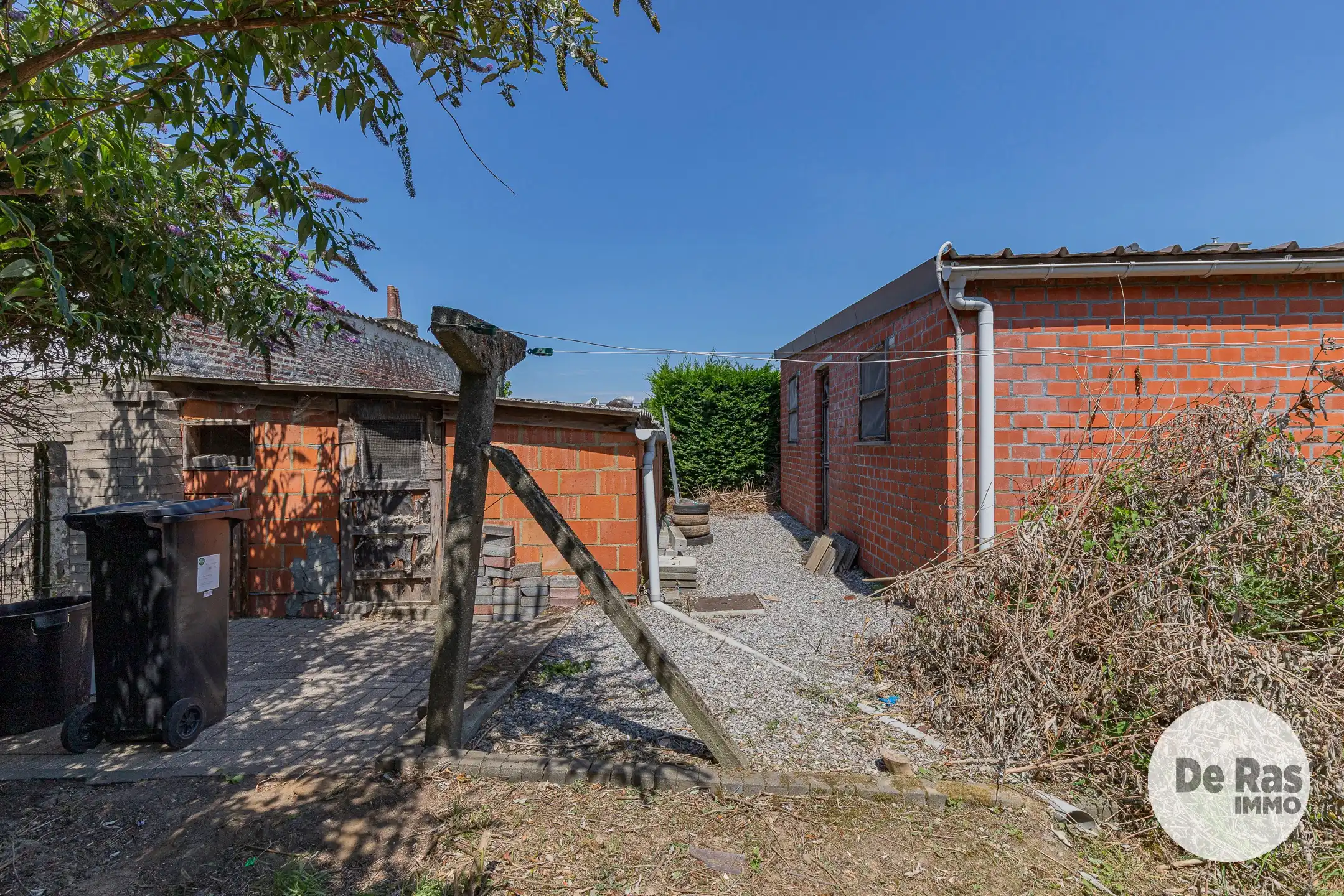 HAALTERT - Unieke renovatiekans op een groene locatie foto 16