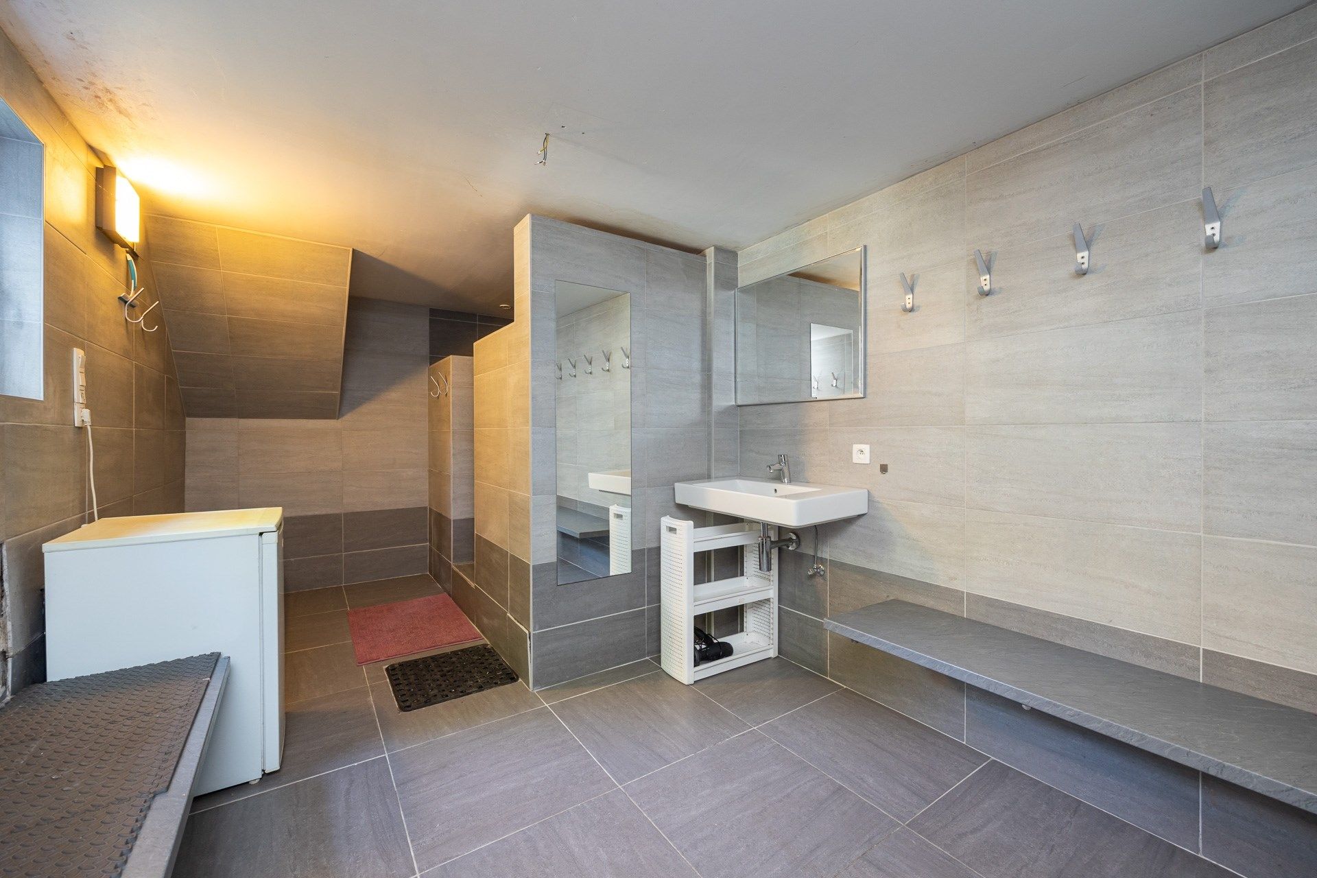 Unieke architectenwoning met tuin en polyvalente ruimte foto 19
