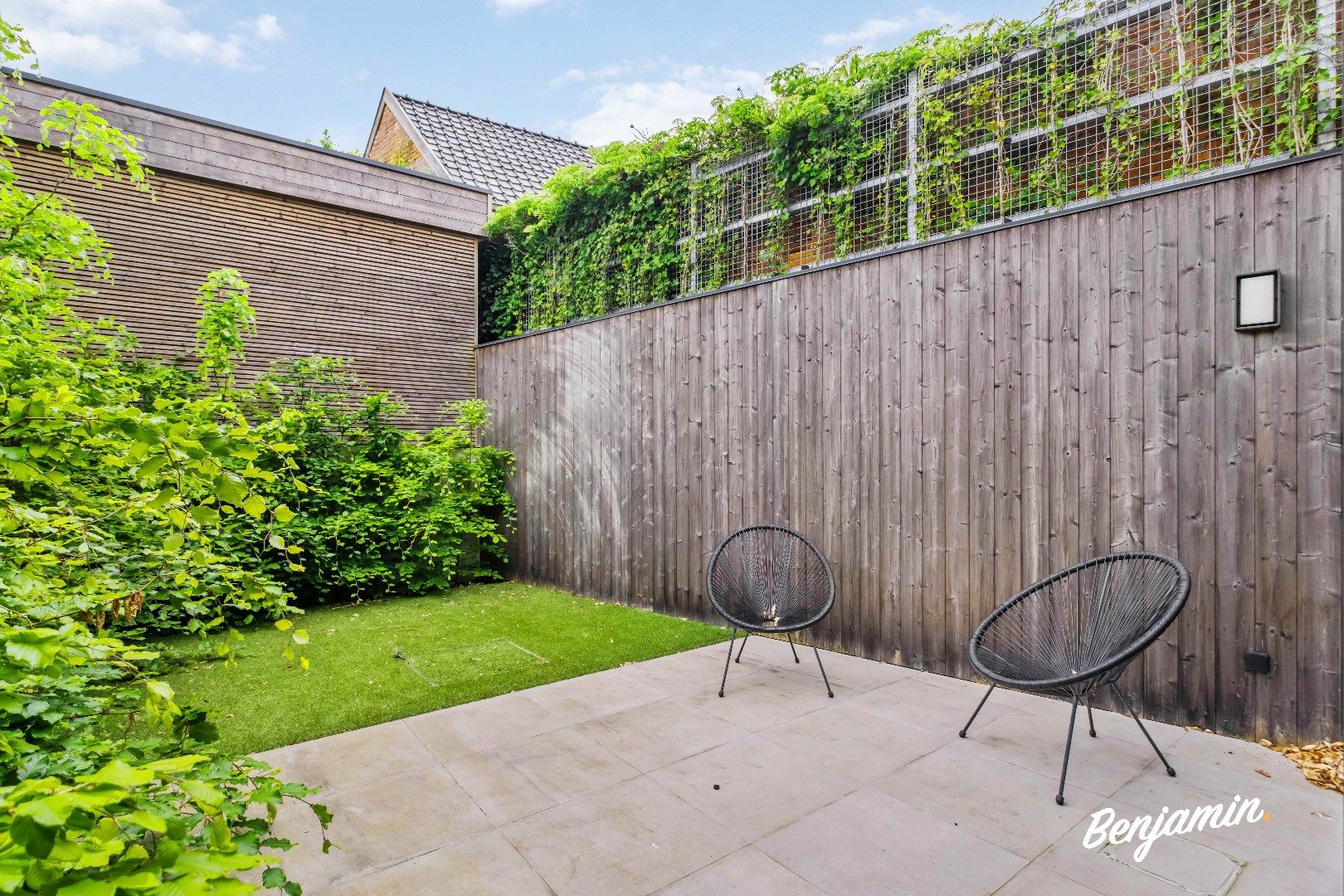 Gelijkvloers appartement met zonnige tuin en 2 slaapkamers te Beselare foto 2