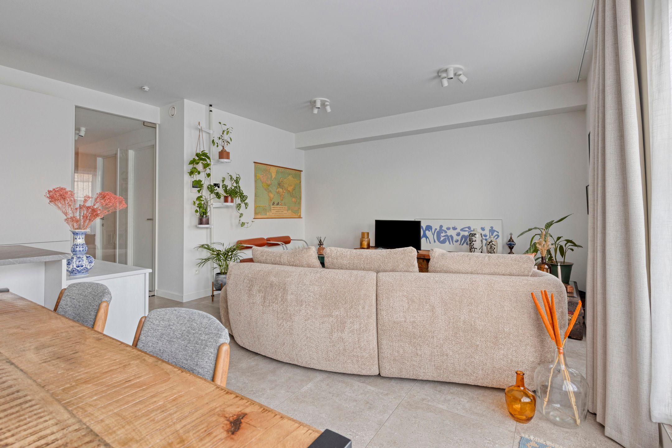 Comfortabel appartement met 2 slaapkamers en ruim terras foto 5