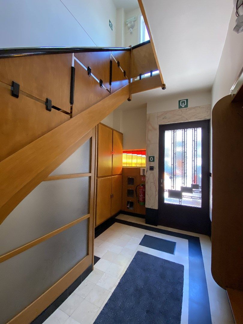 Instapklaar appartement met tuin - INTERBELLUMWIJK foto 2
