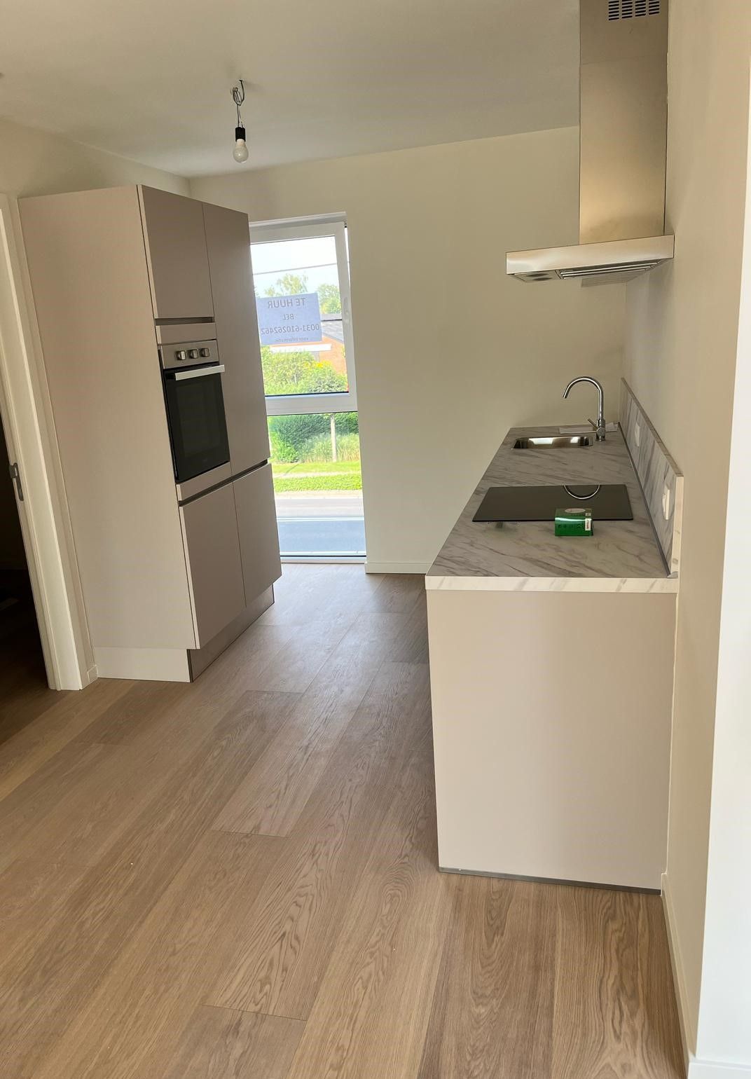 Luxueus nieuwbouw appartement met terras te Molenbeersel. foto 9