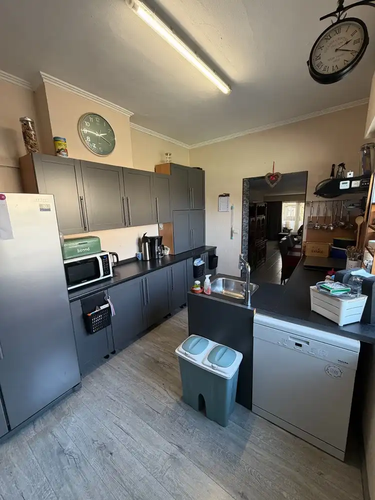 Ruime vrijstaande woning foto 5