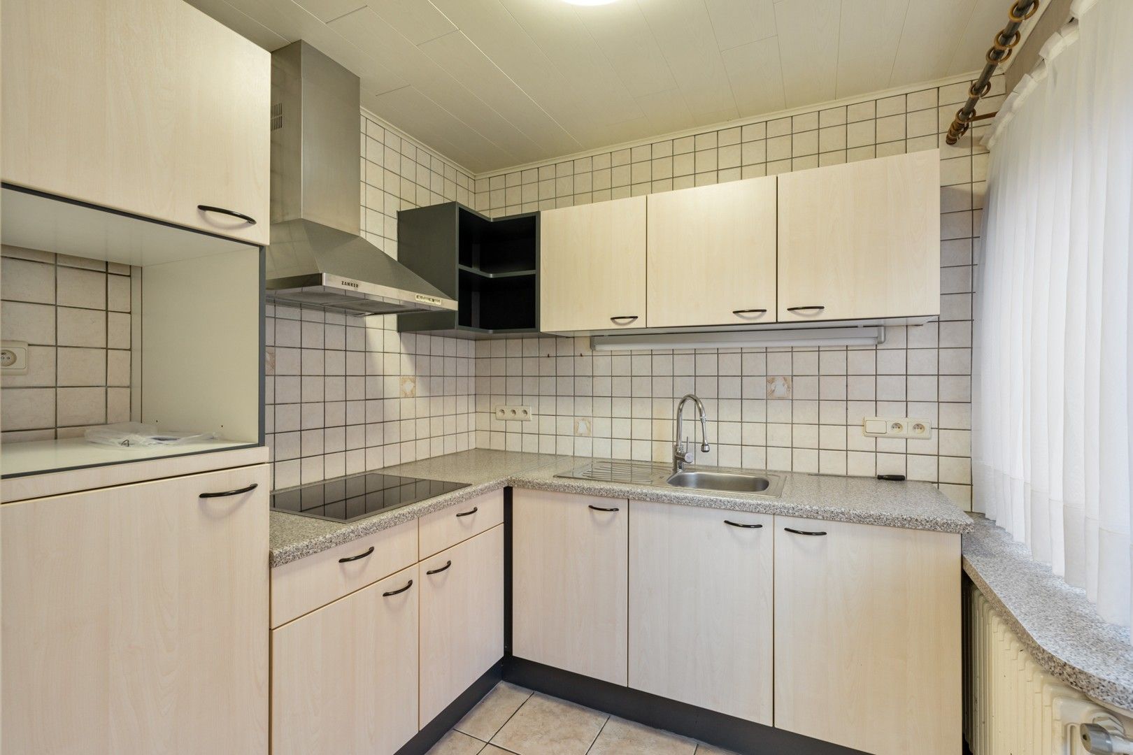 Te renoveren woning op 13a10ca foto 10
