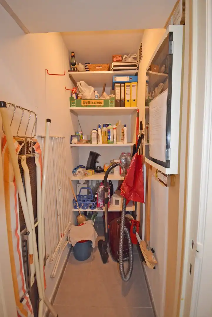 Ruim en lichtrijk hoek appartement met 2 slaapkamers foto 19