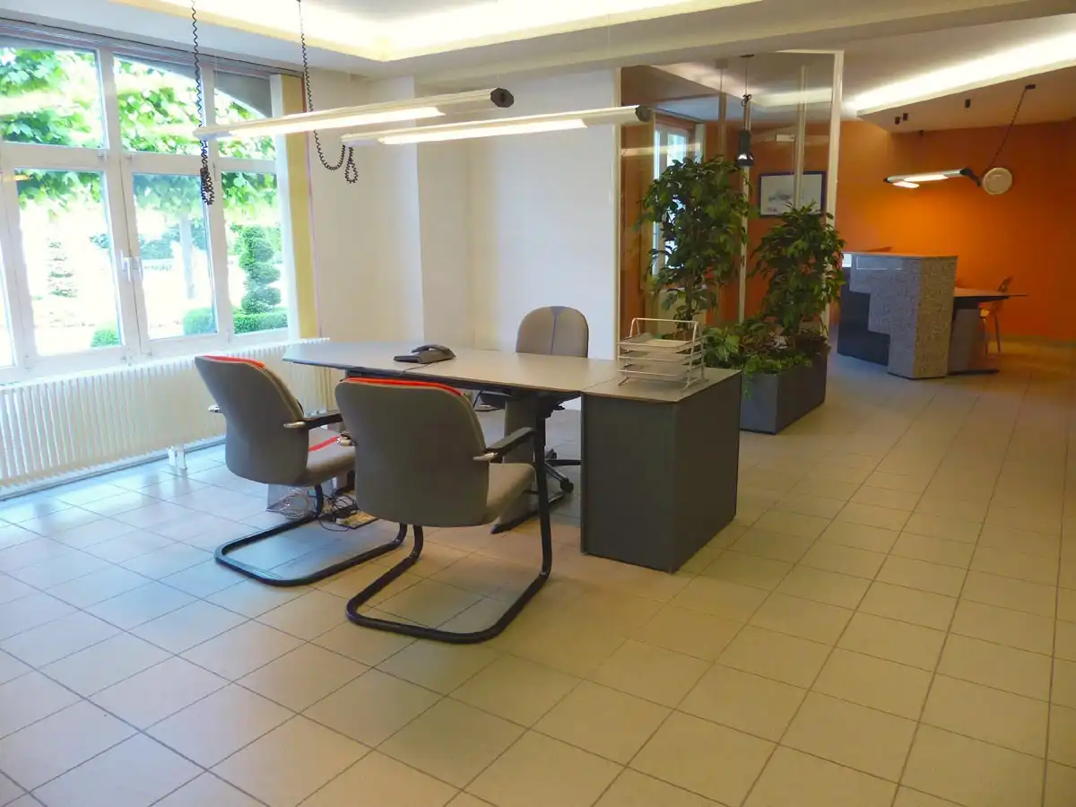 gezellige villa van 870 m2 met praktijkruimte, kangoeroewoning, ...  op 1,27 hectare foto 23