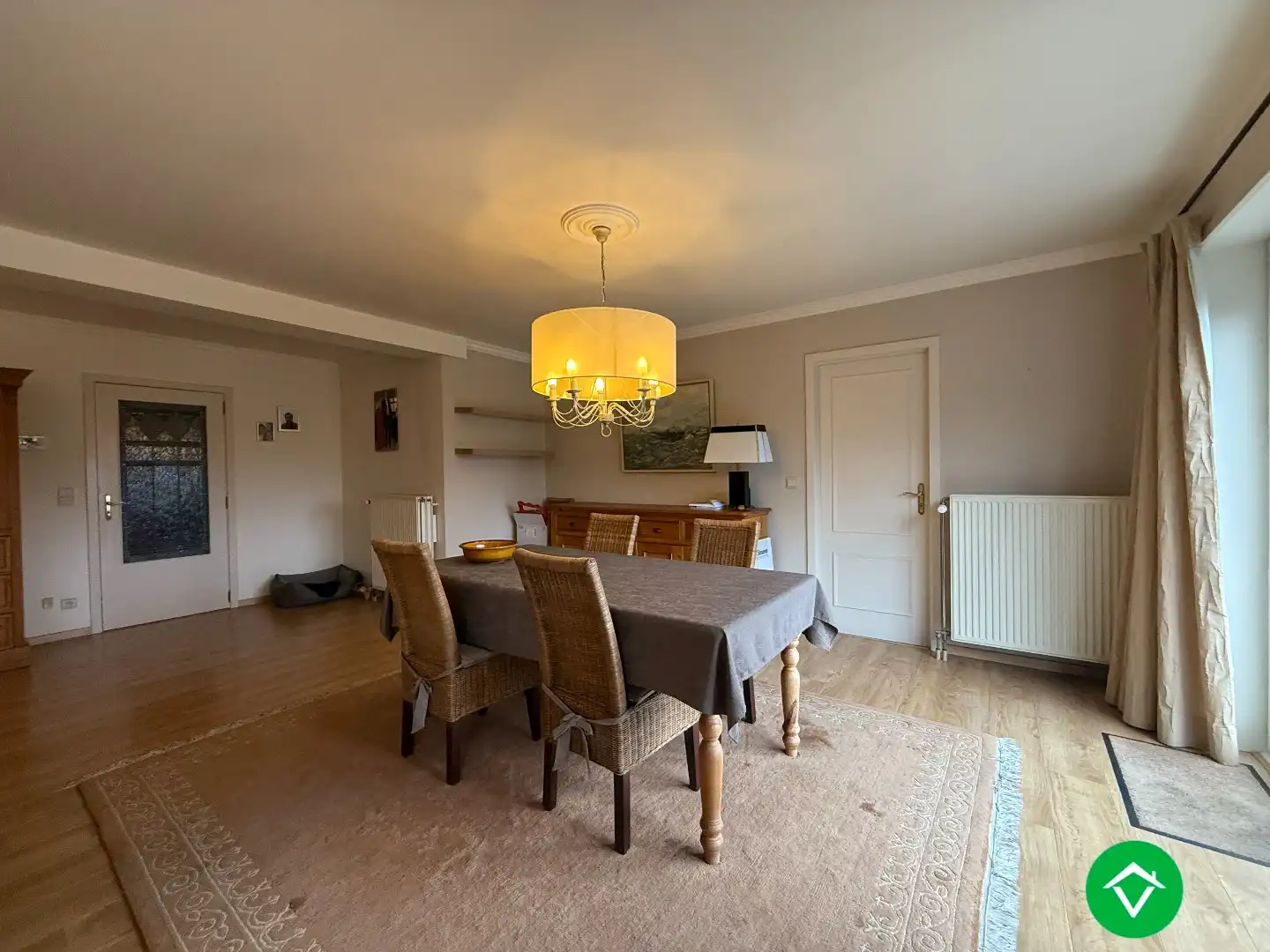 Ruim 2-slaapkamersappartement met garage in centrum Roeselare  foto 7