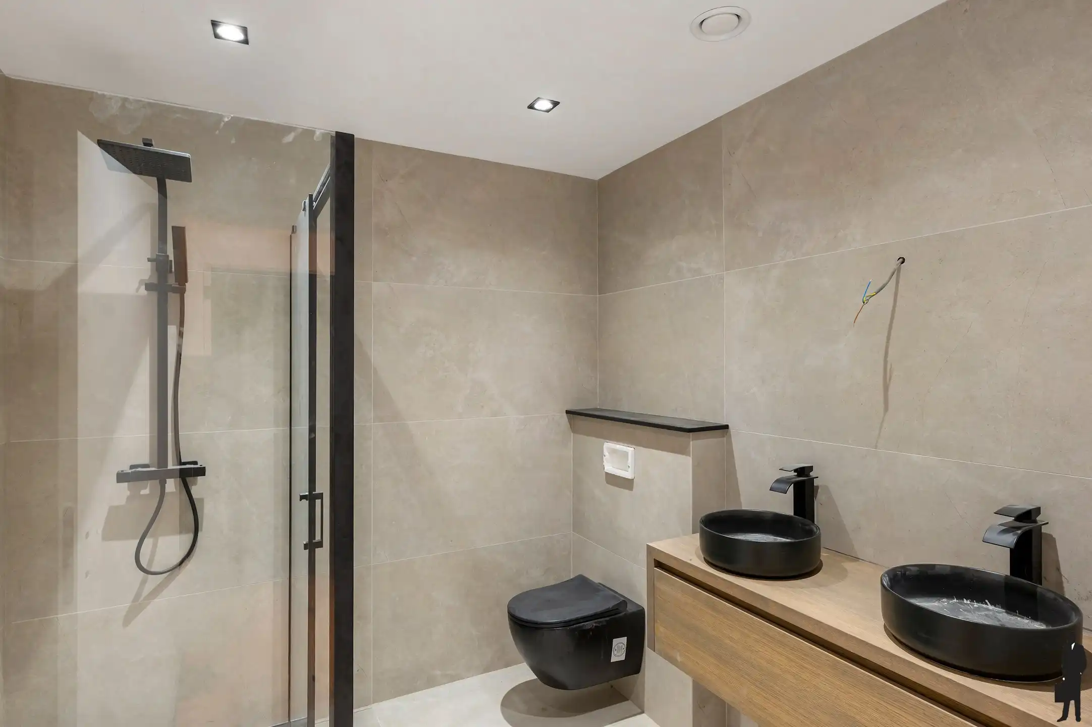 Prachtig gerenoveerd appartement (105 m²) met 2 slk’s en ruime tuin (190 m²) nabij centrum Mechelen. foto 7