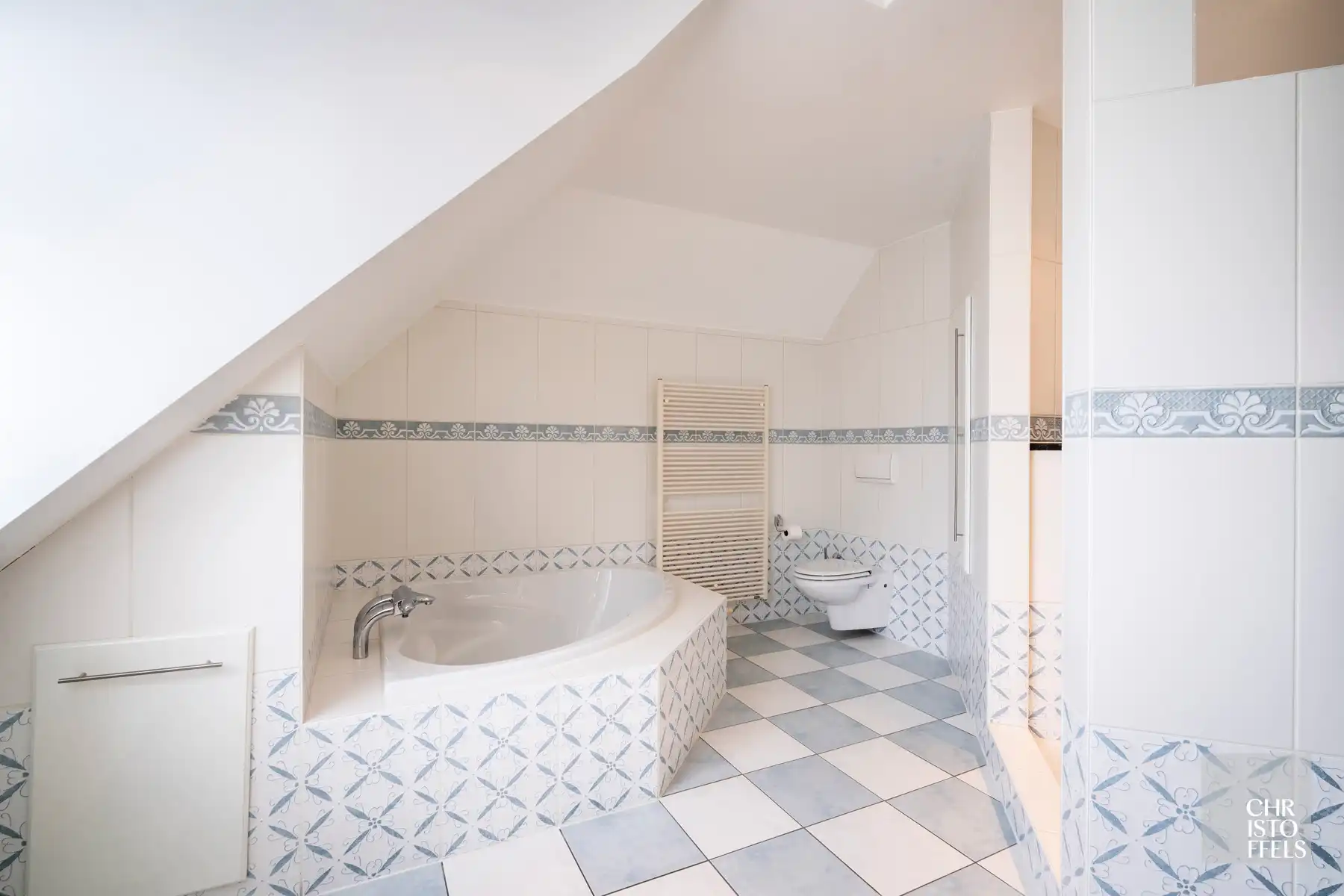 Riante villa (481 m²) met vrij zicht op een perceel van 25a67ca foto 20