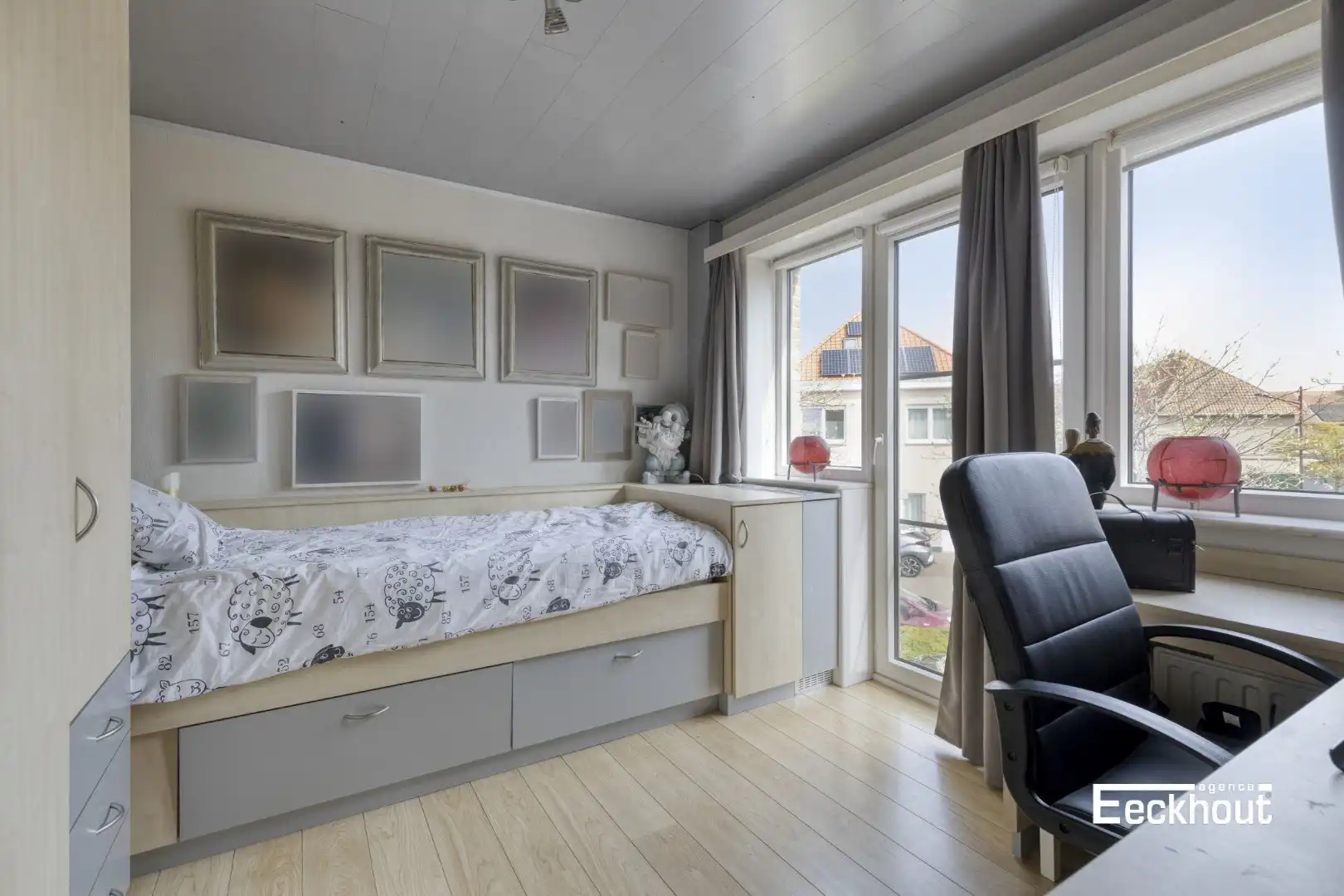 Instapklare woning met handelsruimte en met zonnige tuin! foto 14