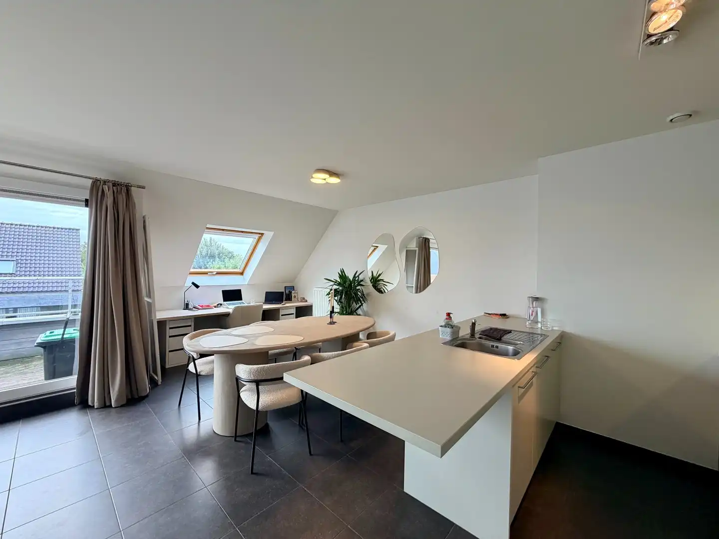 Recent 1-slaapkamer appartement in centrum Tielt! foto 6
