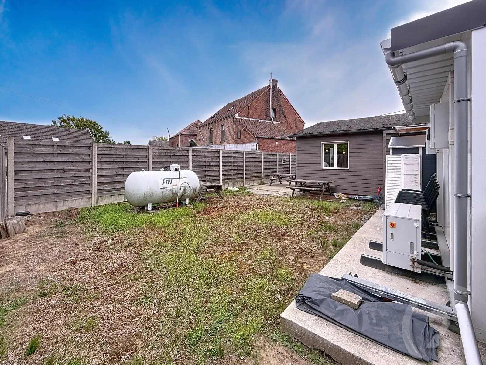 Goed draaiende frituur - Verkoop volledige eigendom! foto 4