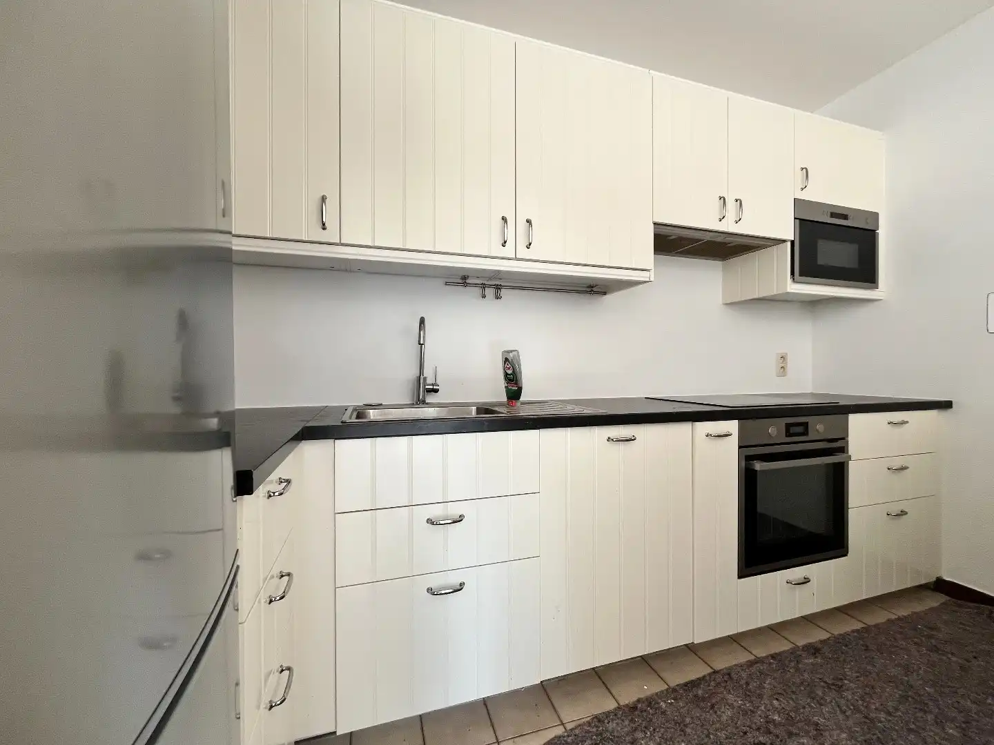 Instapklaar 2-slpk appartement nabij centrum Brasschaat foto 5