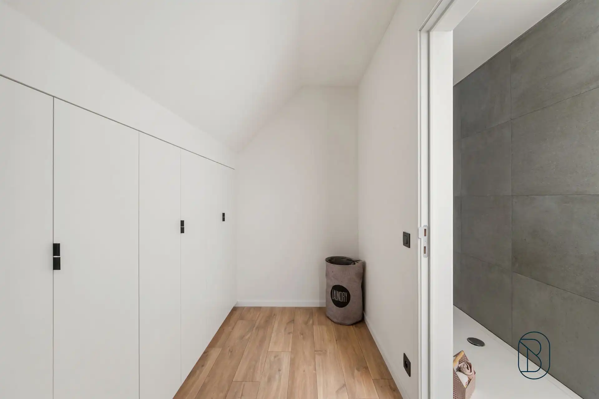 Mooie nieuwbouwwoning met 3 slk en 2 badkamers, + tuin foto 15