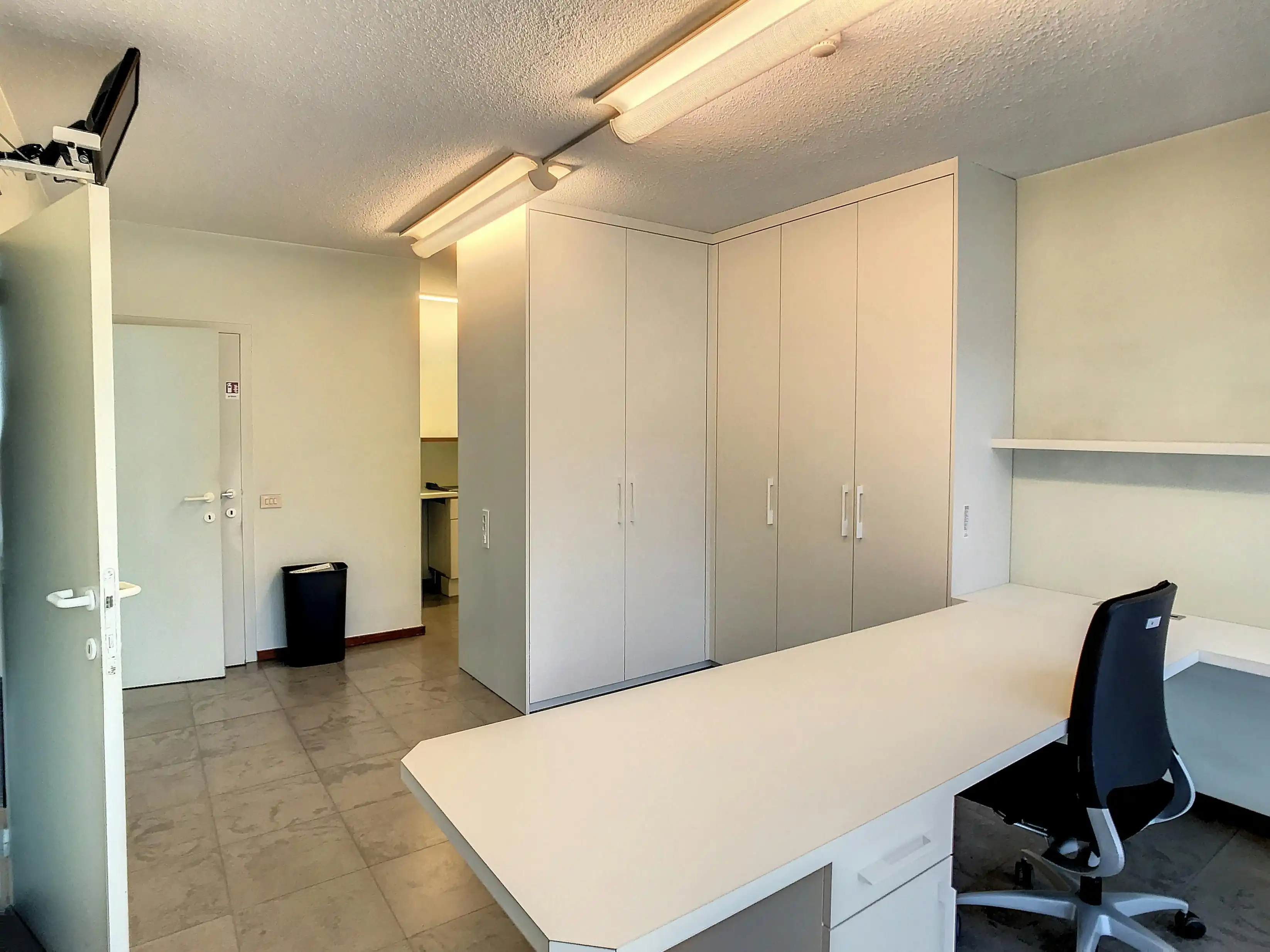 Uniek huis in centrum Roeselare met tal van mogelijkheden foto 8