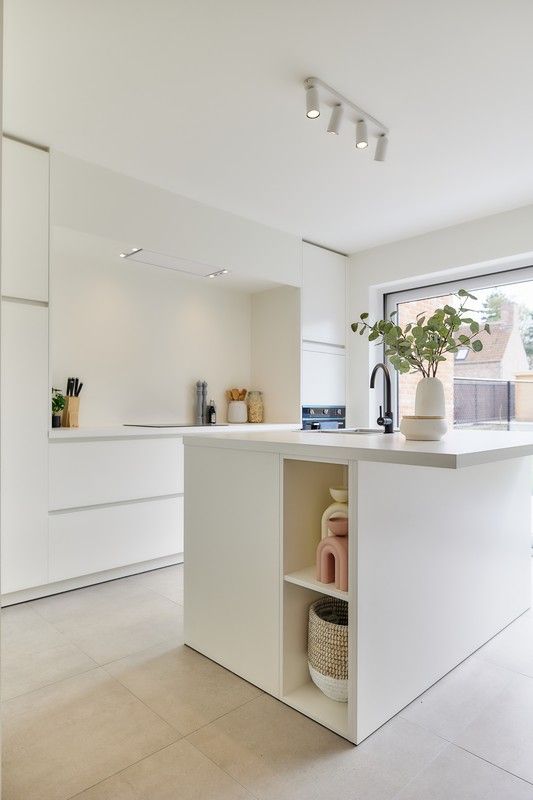 Halfopen nieuwbouwwoning met inpandige garage te Gent foto 4