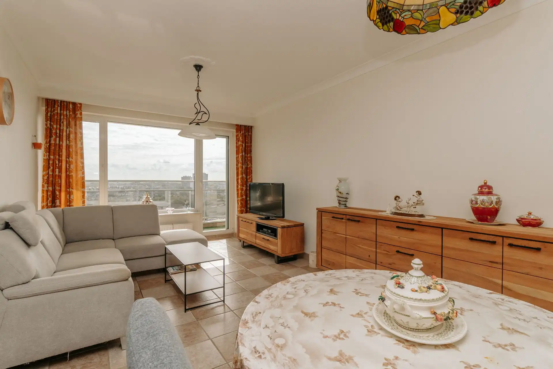Appartement op de 15e verdieping met terras foto 3