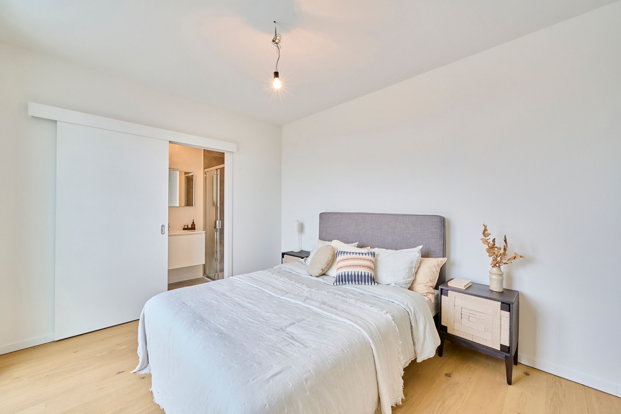 PENTHOUSE 146m², TERRAS 68m², 2 SLAAPKAMERS, 2 BADKAMERS foto 13