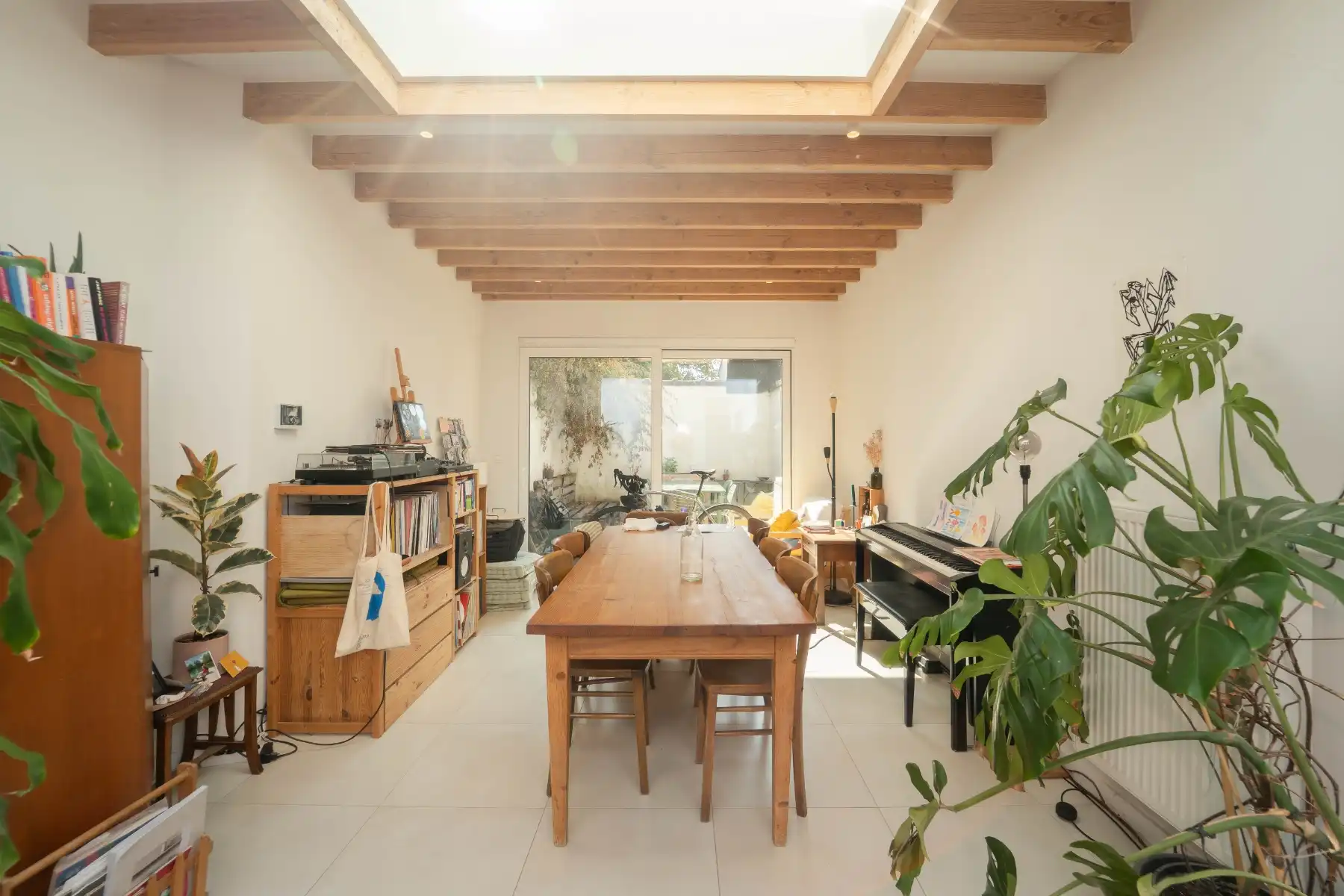 Woning met 3 slpk's en koer foto 7