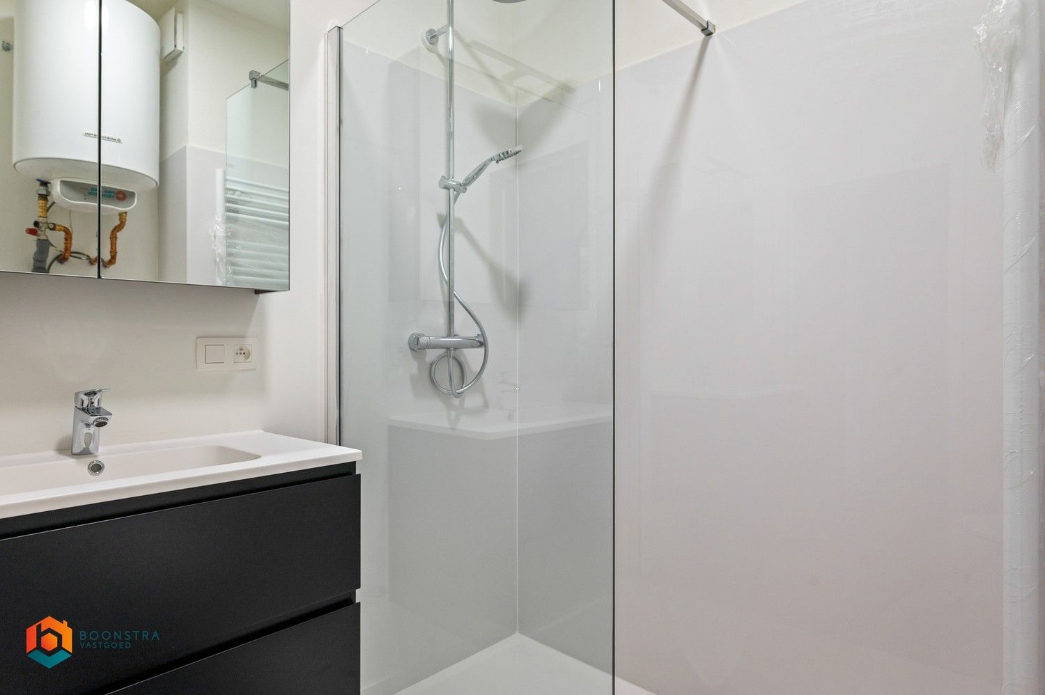 Gelijkvloers app met 2 slpkrs te Putte foto 9