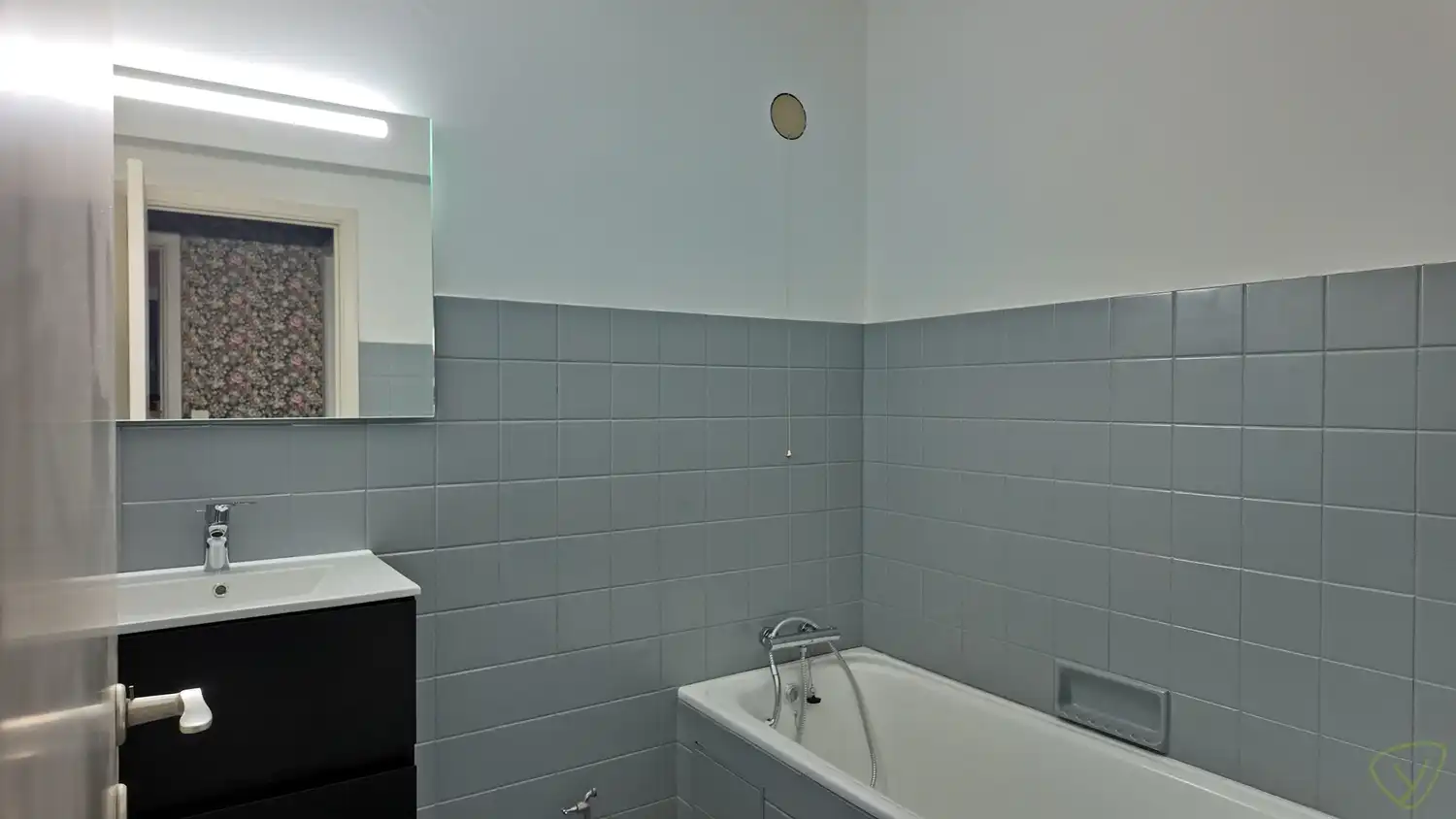 Lichtrijk appartement met twee terrassen en garage-optie in centrum Eeklo foto 8