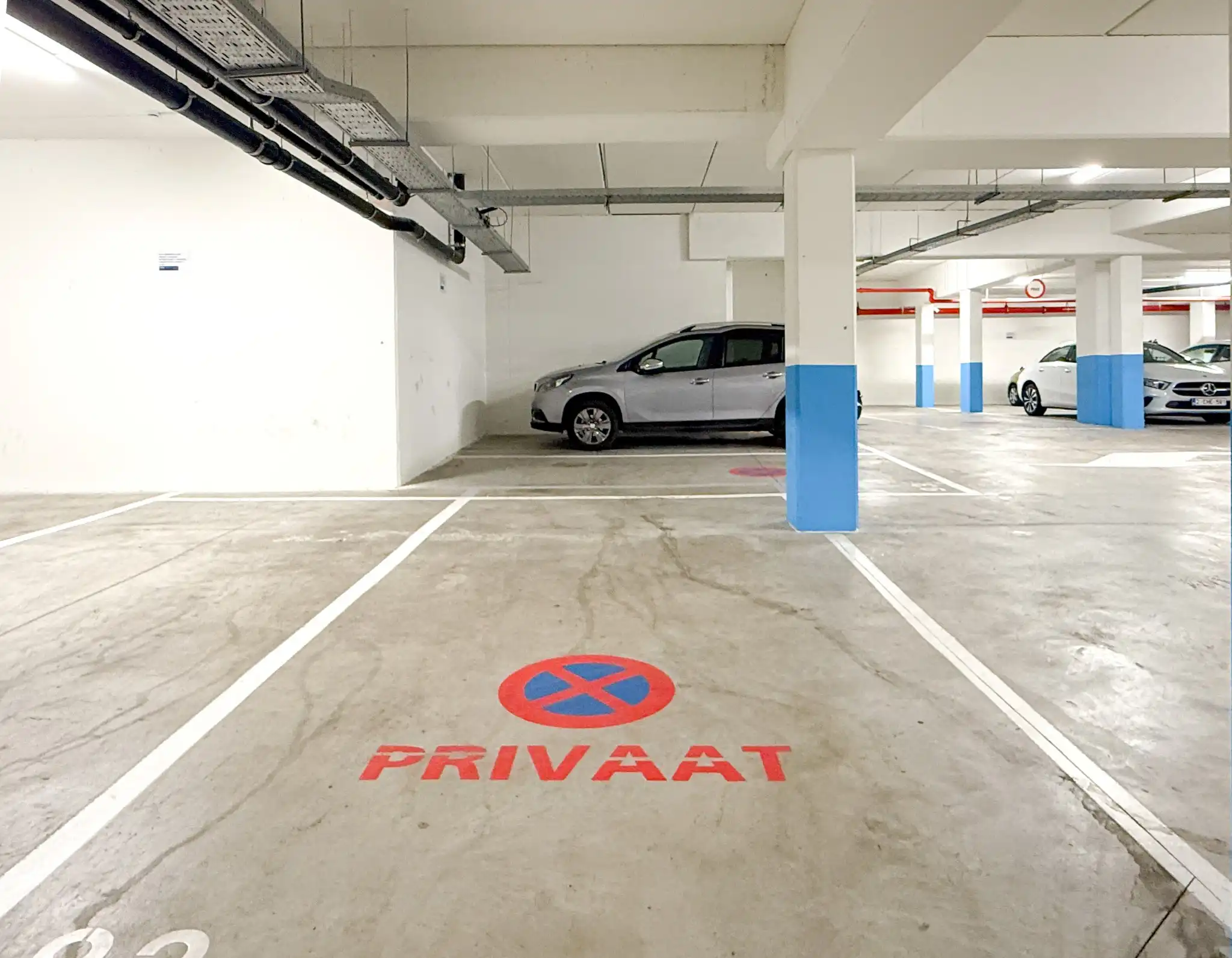 Duplexappartement met 2 slaapkamers op de Grote Markt van Beveren foto 16