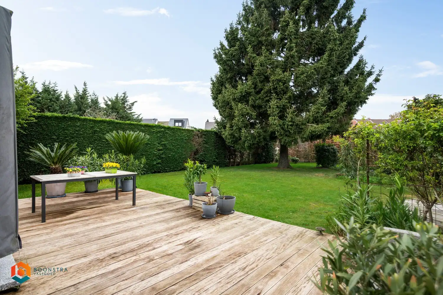 Open bebouwing met 3 slpkrs, bureauruimte en zonnige tuin op een perceel van 757 m² foto 19