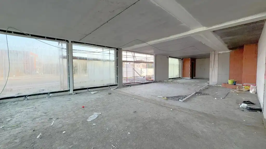 Nieuwbouw commercieel gelijkvloers te koop aan station Eke-Nazareth foto 3