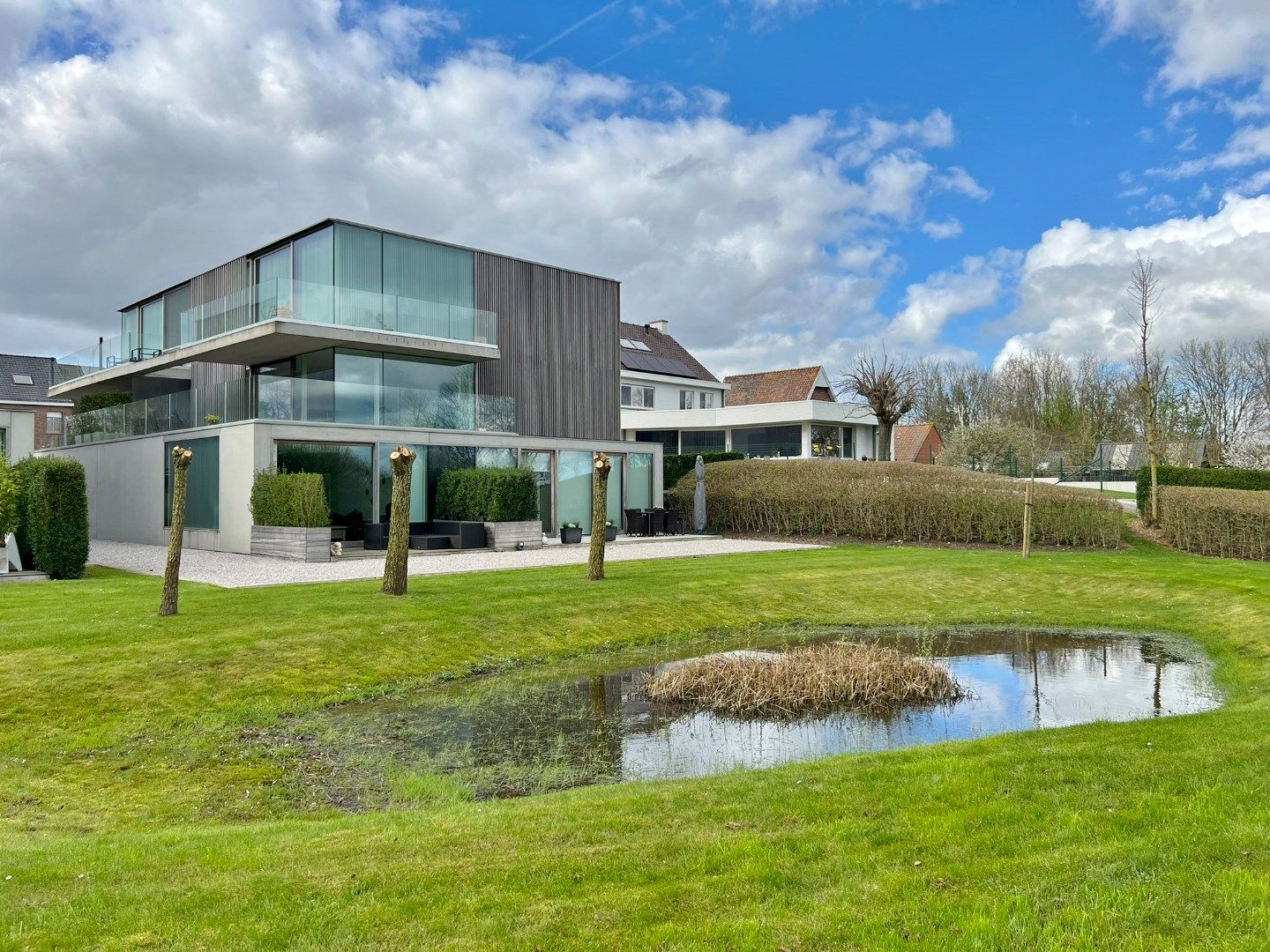 Stijlvol appartement met groot zonnig terras en open zicht over natuurgebied De Verdronken Weide . foto 2