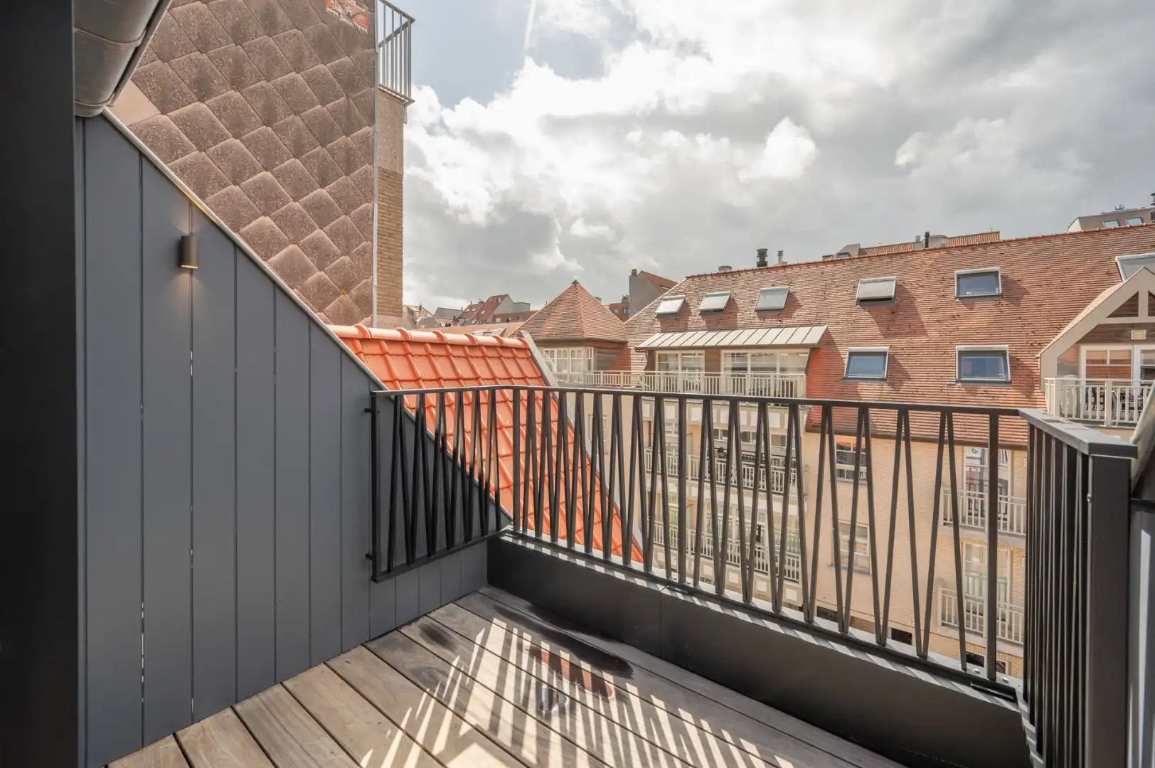 Luxueus afgewerkte nieuwbouwwoning met 4 slaapkamers op enkele stappen van de zee in Heist-aan-Zee foto 47