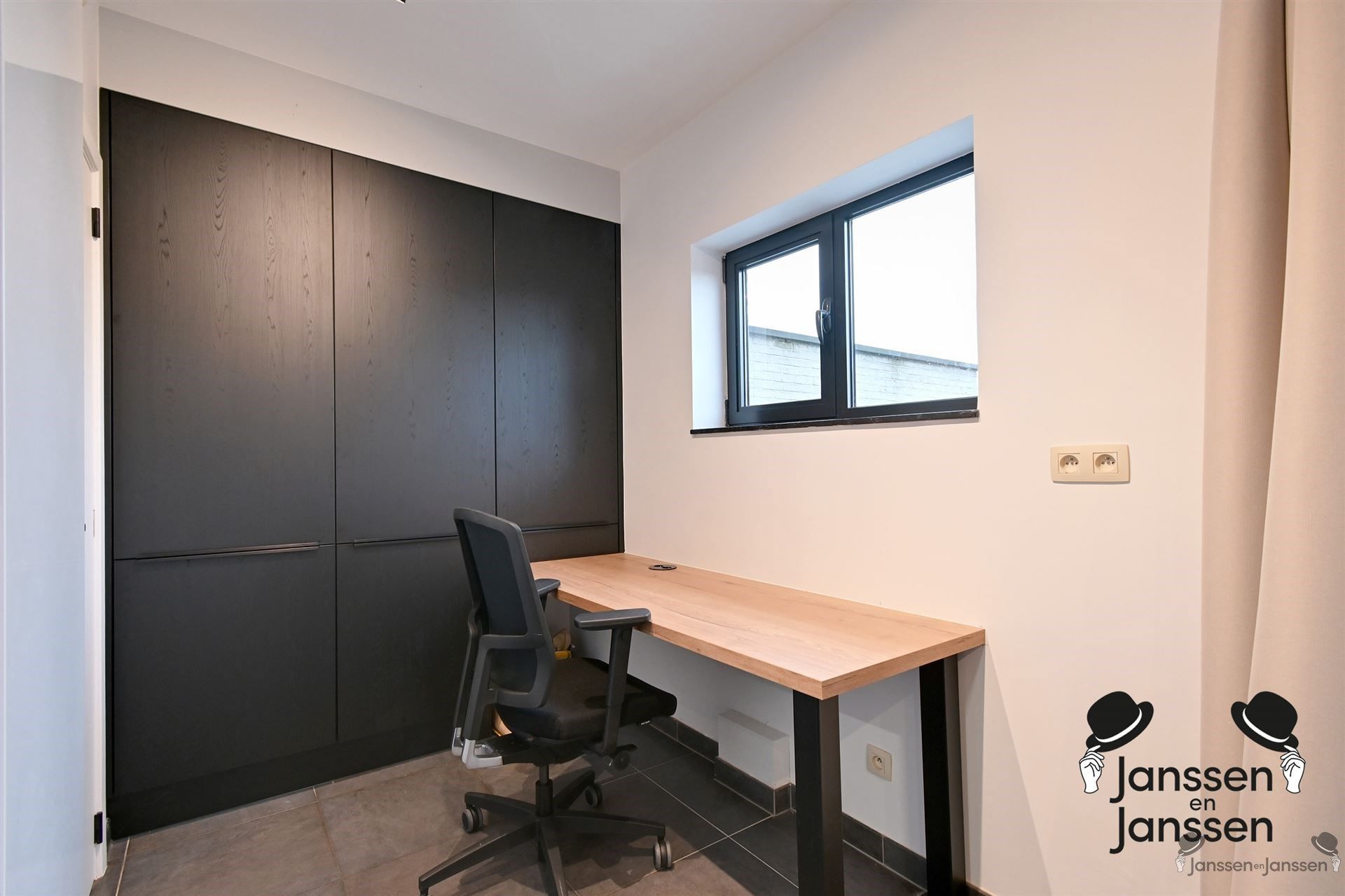 Instapklaar duplexappartement met terras foto 9