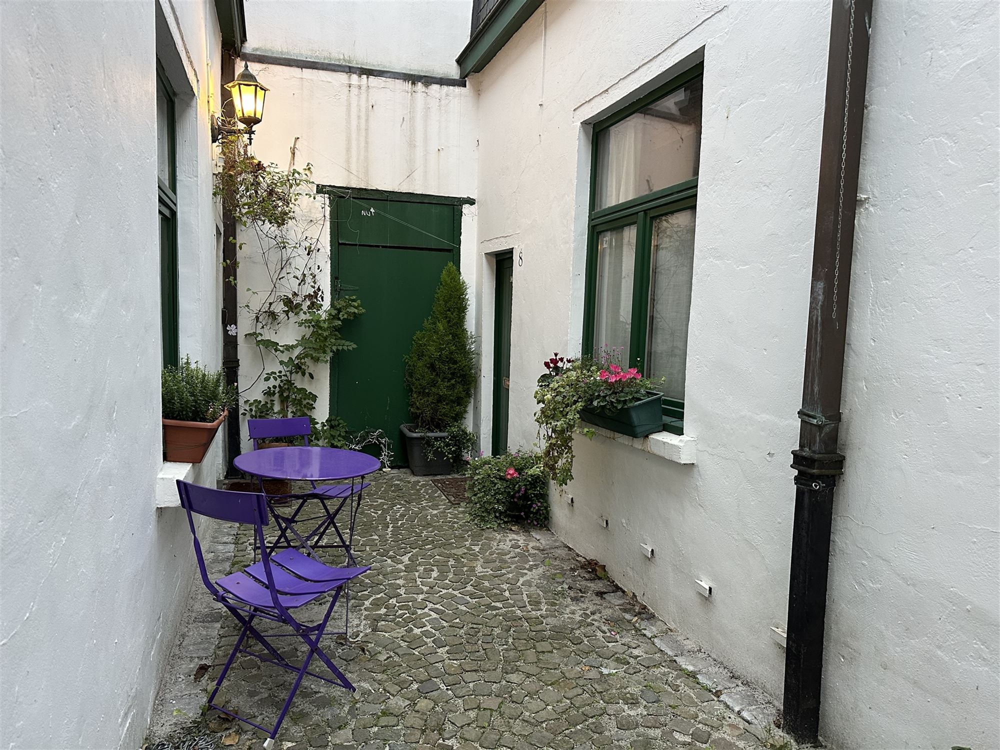 Gezellige gemeubelde arbeiderswoning op het Zuid! foto 11