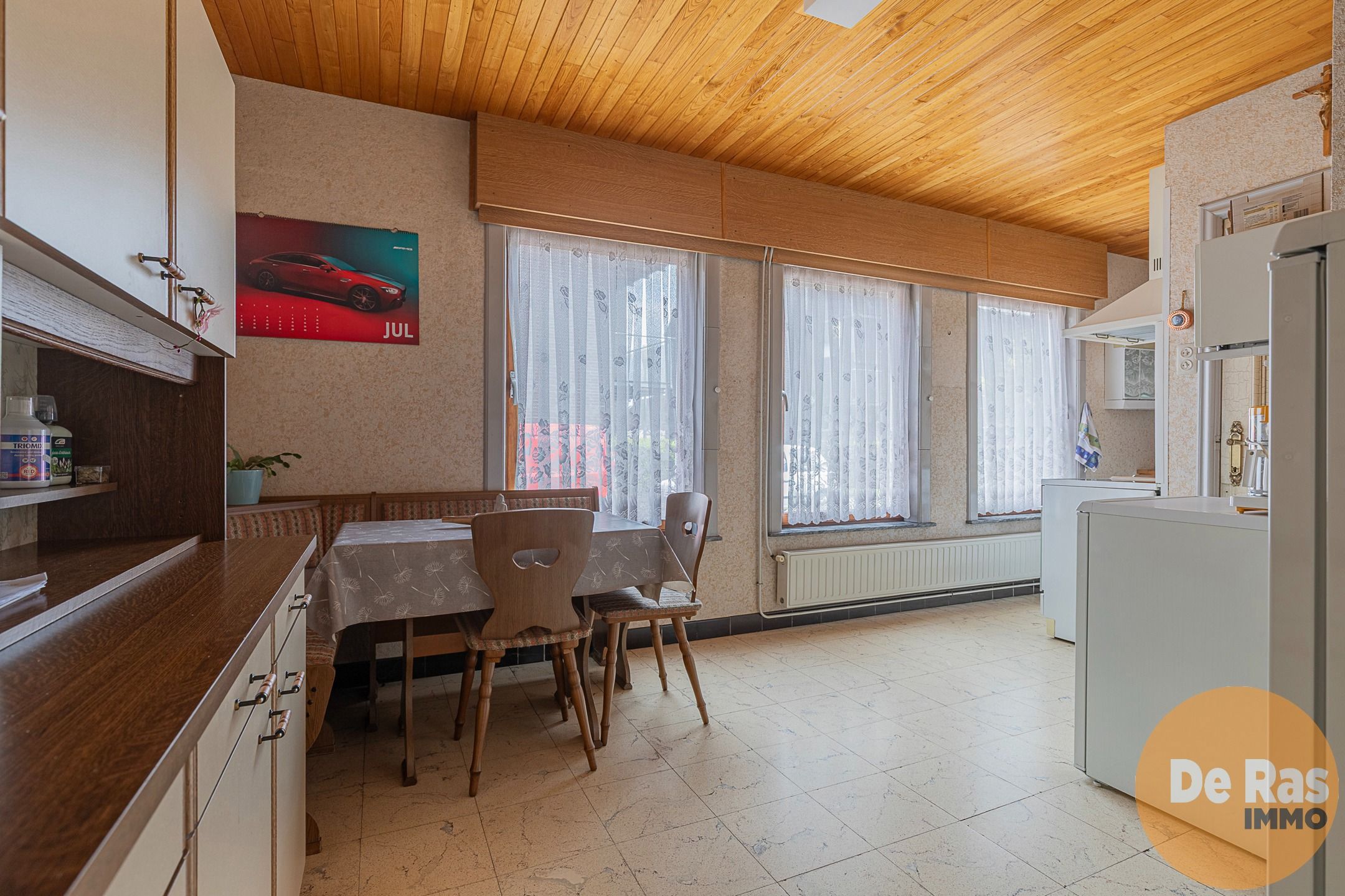 DENDERMONDE - Stevige halfopen woning met magazijn en garage foto 10
