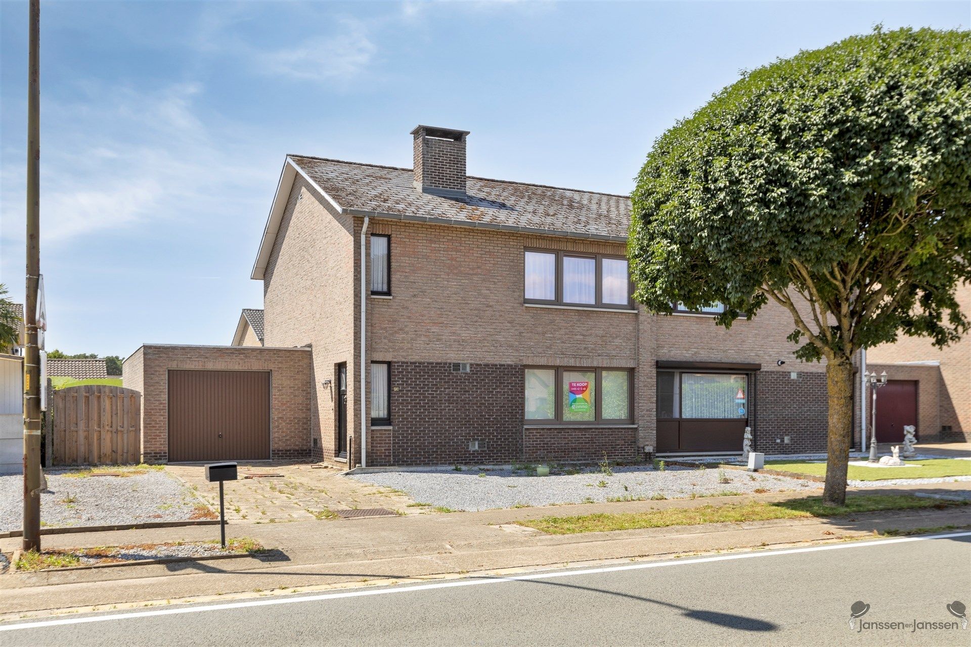 Hoofdfoto van de publicatie: grond
