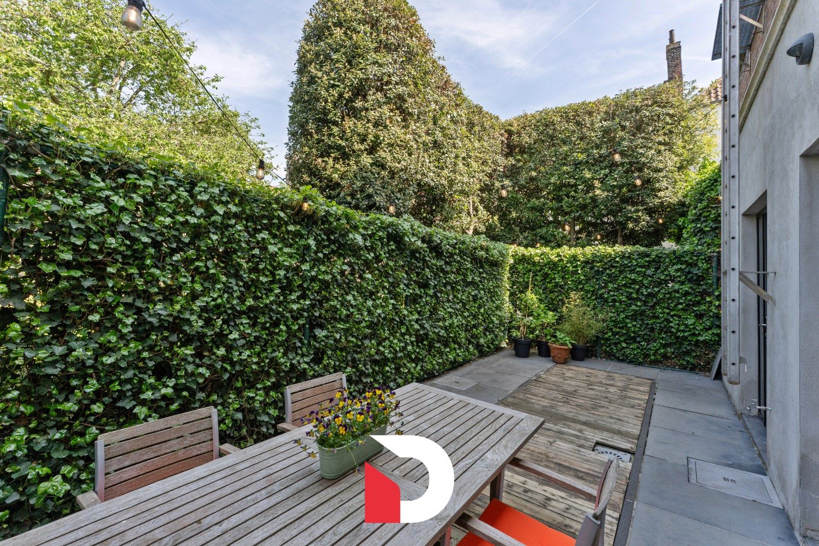 Burgerwoning met 5 slk en vergunde gastenlogies foto 10