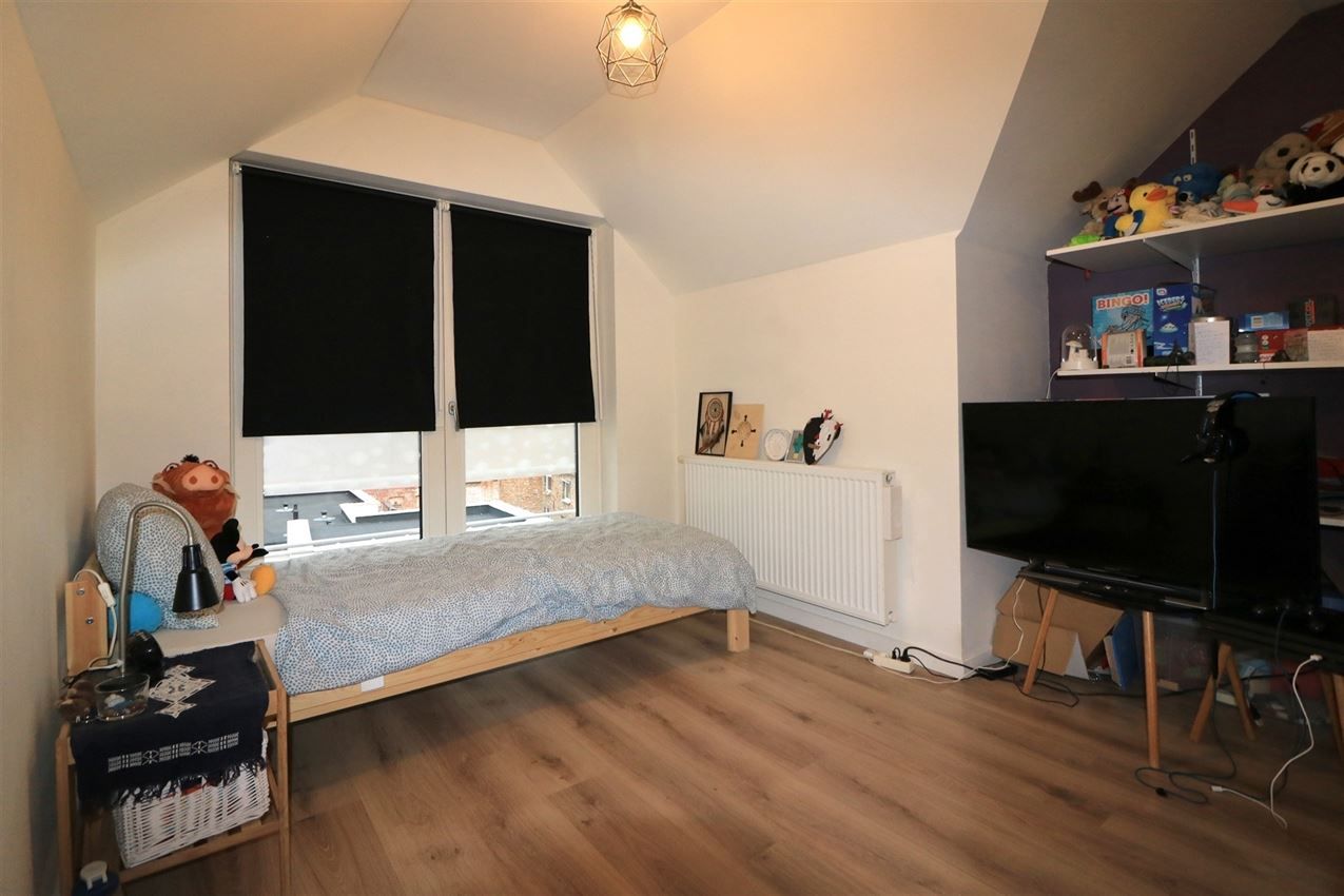 Uniek gerenoveerd appartement in de stad foto 26