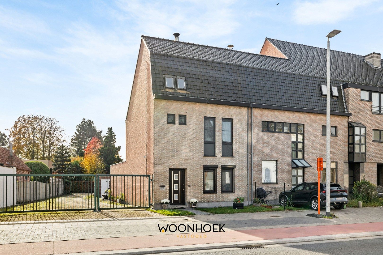 VERKOCHT! Binnen de maand! Woonhoek Vastgoed foto {{pictureIndex}}