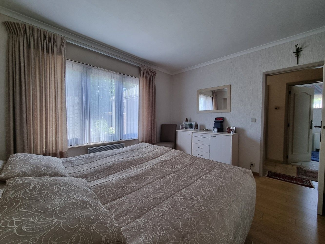 Ruime, instapklare woning met 4 slpks op 6a71ca foto 22