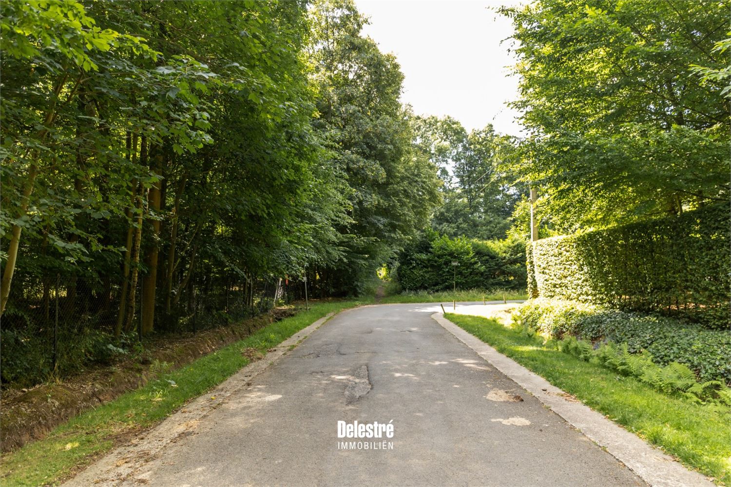 Unieke bouwgrond van 78a 71ca te koop – residentieel & groen gelegen in Bois de Strihoux foto 4