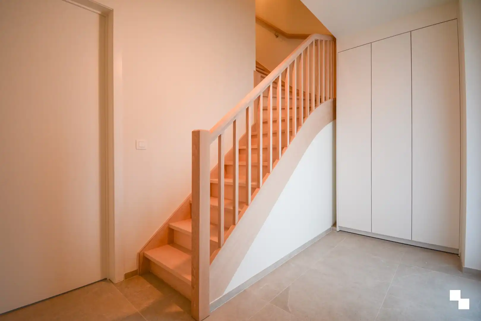 Volledig afgewerkte nieuwbouwwoning met carport te Sleihage foto 25