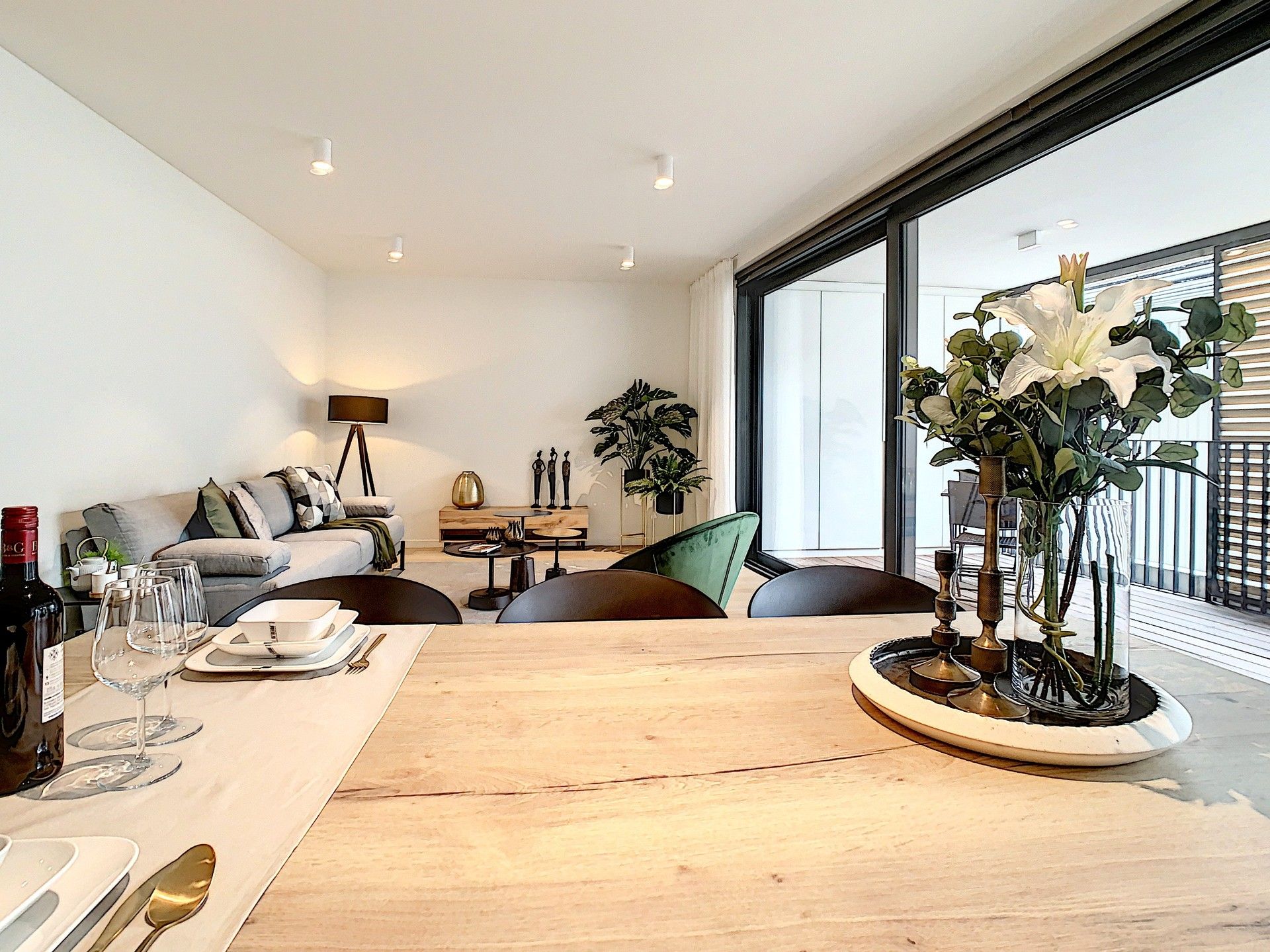 Gelijkvloers nieuwbouw appartement met terras van 18 m² en 2 slaapkamers in prestieuse residentie Refuga in hartje Hasselt. foto 8
