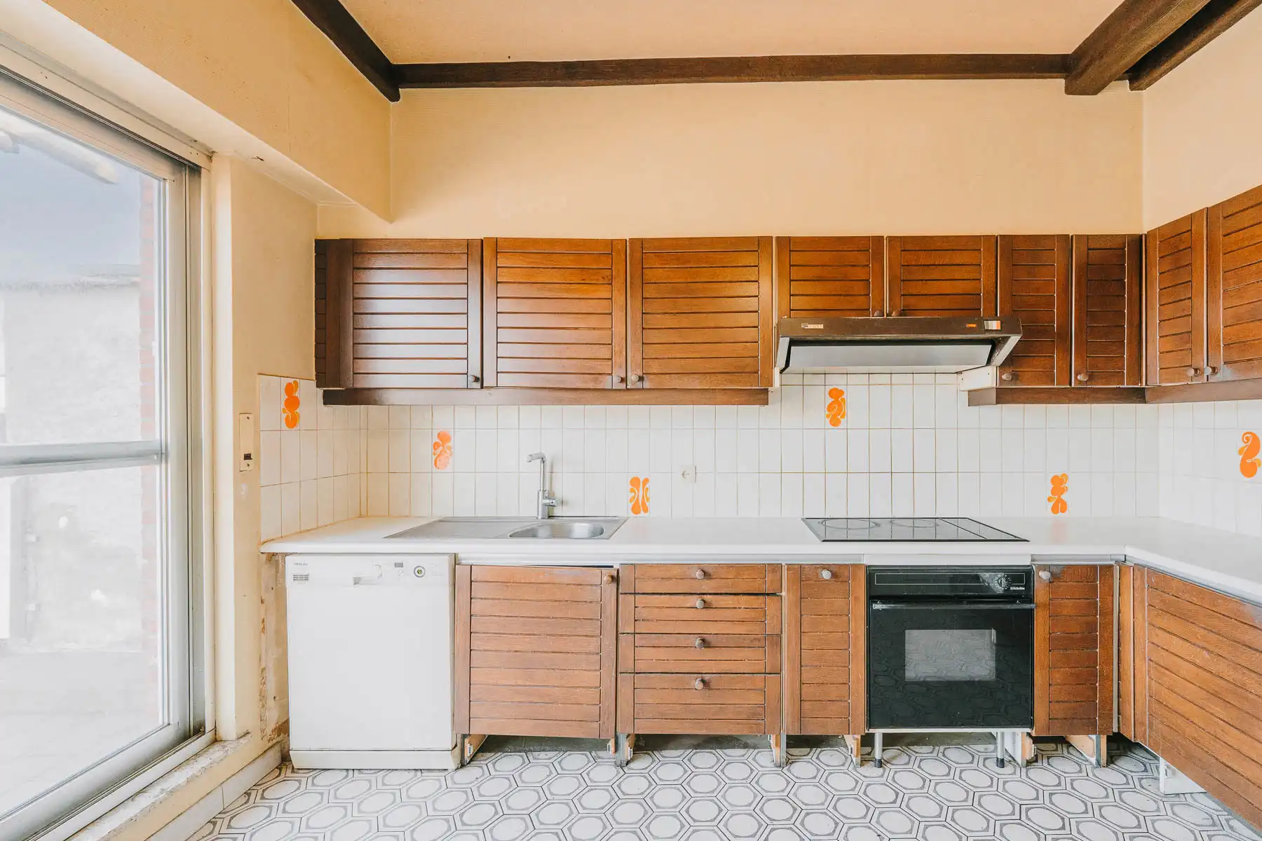 Ruim en lichtrijk Duplex-appartement met optionele garage. foto 18