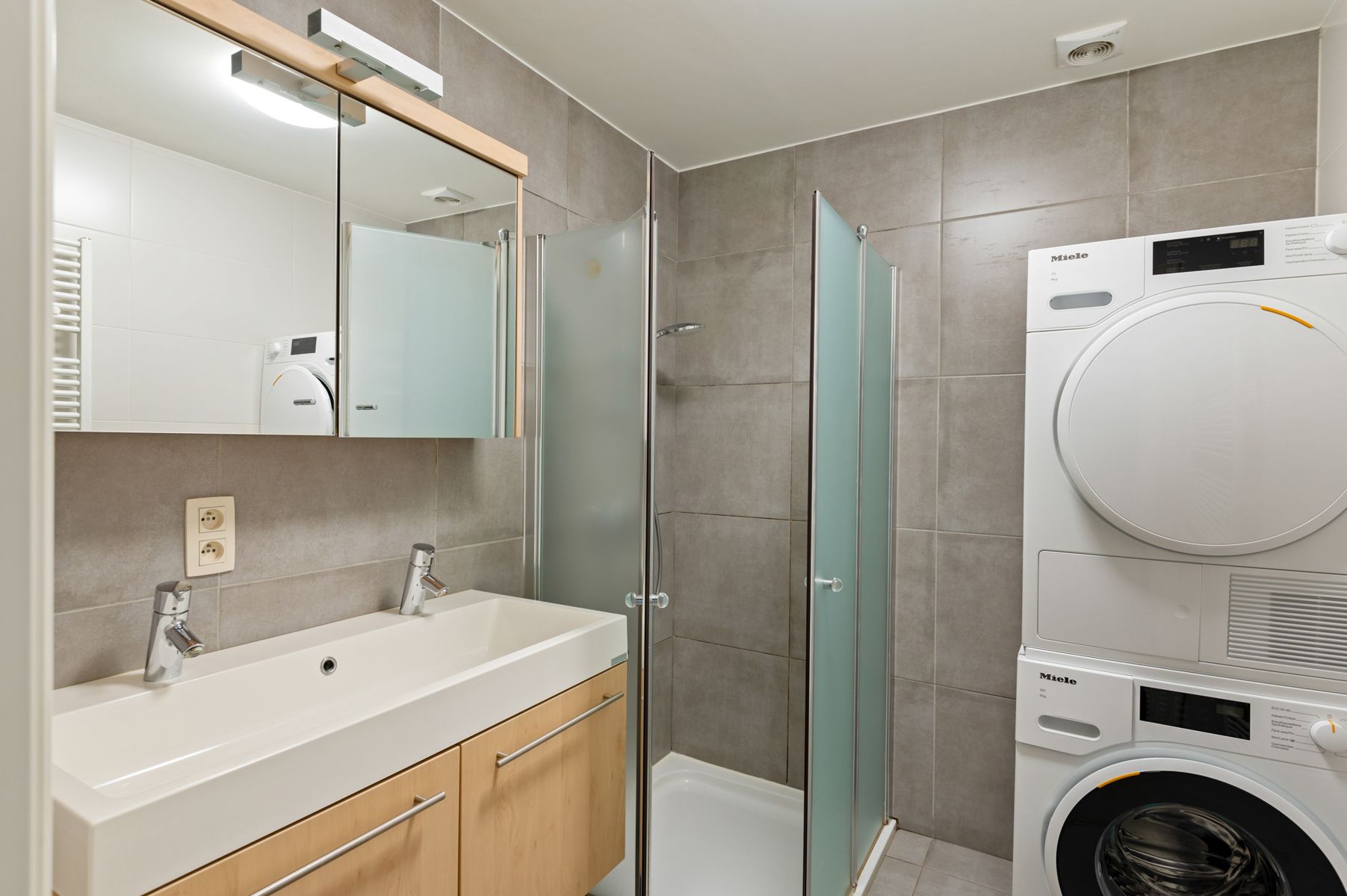 Luxueus  gelijkvloers appartement in centrum Schilde.  foto 17