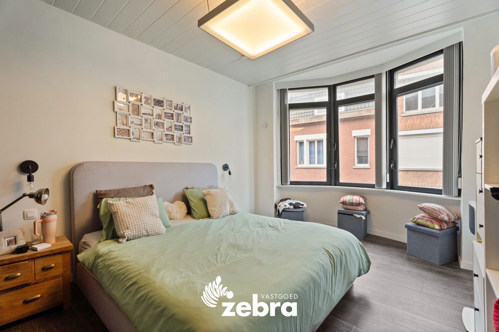 Ruime gerenoveerde woning met 3 slaapkamers en prachtige tuin te Ledegem! foto 18